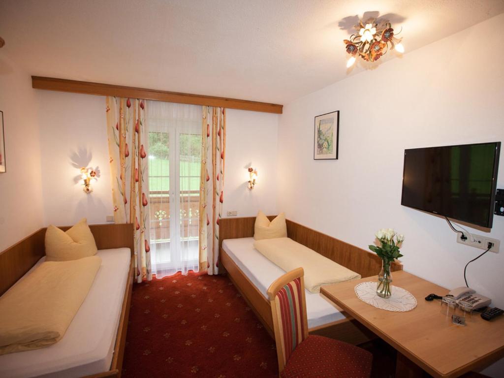 Double or Twin Room with Balcony