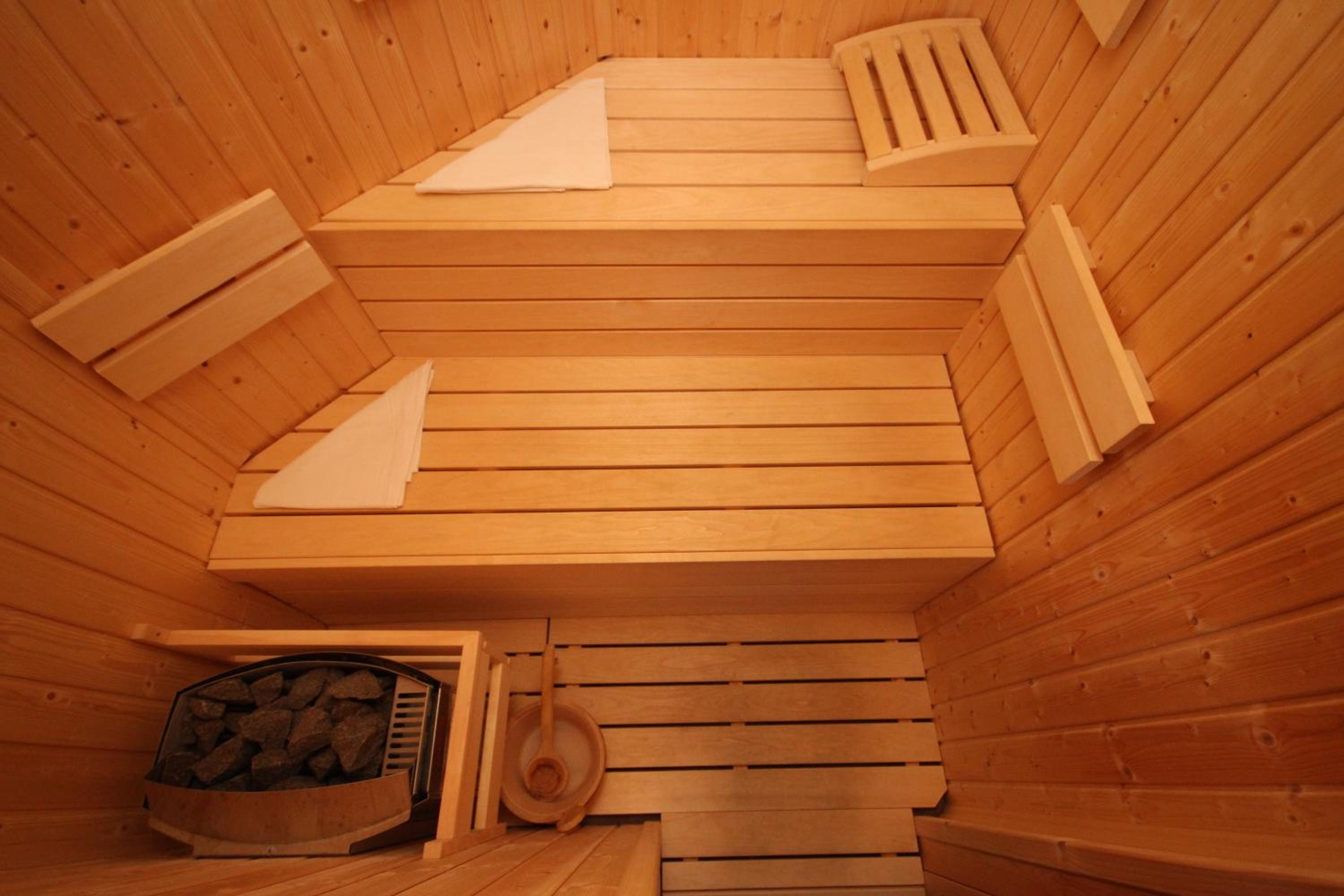 Two-Bedroom Apartment - Photo 2