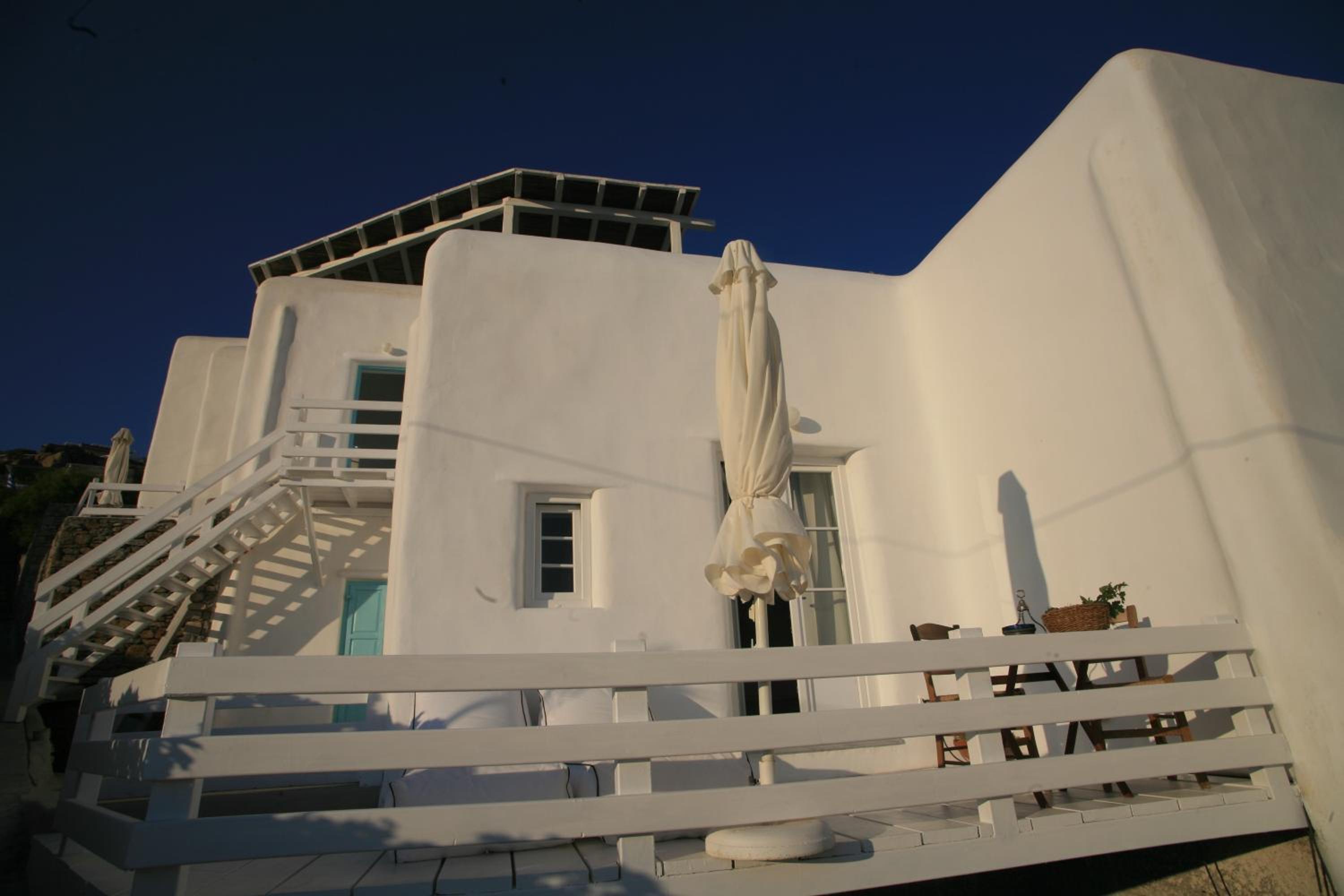 Junior Suite with Sea View - Photo 3
