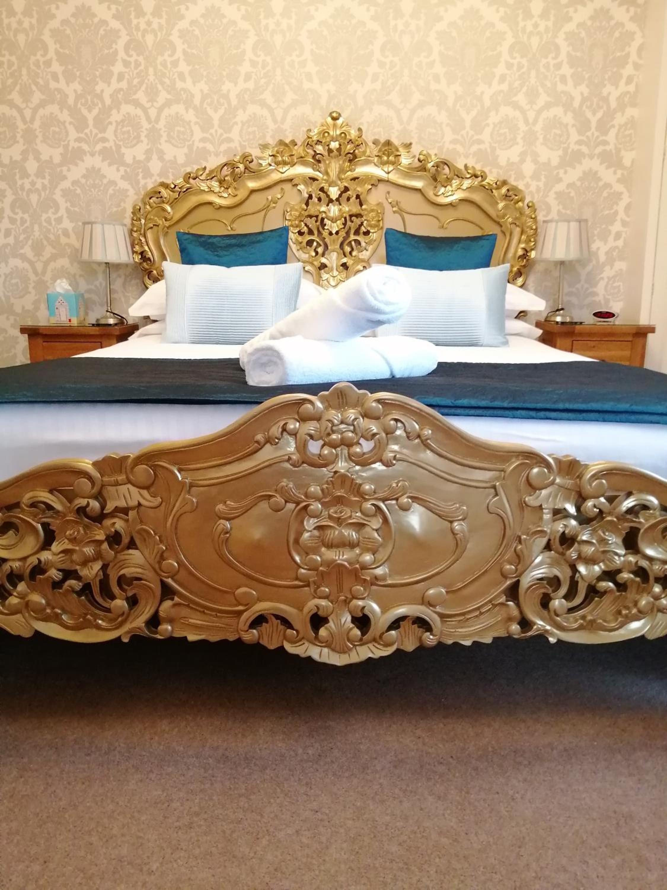 Superior King Room photo 2