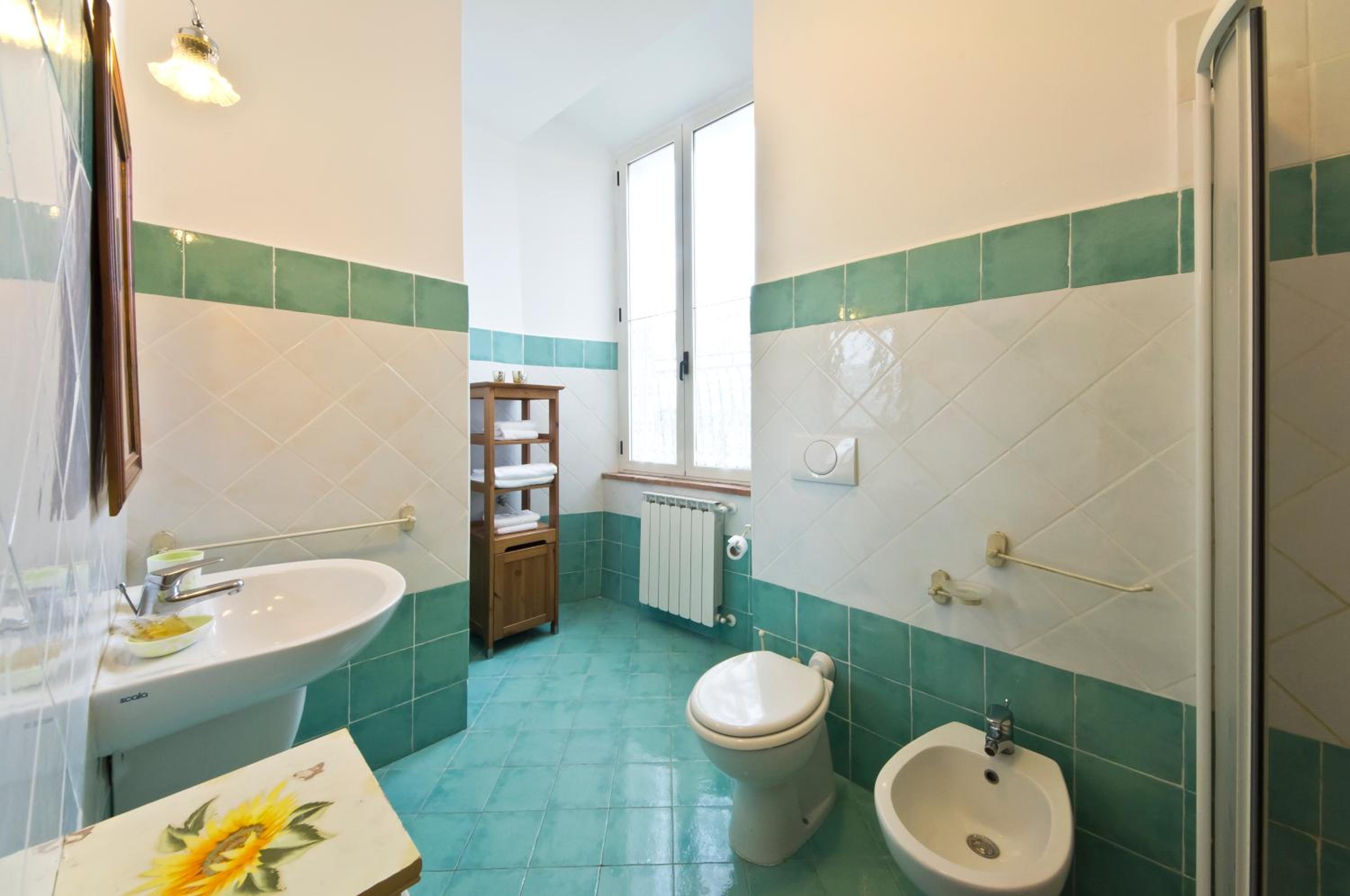 Superior Double or Twin Room - Photo 23