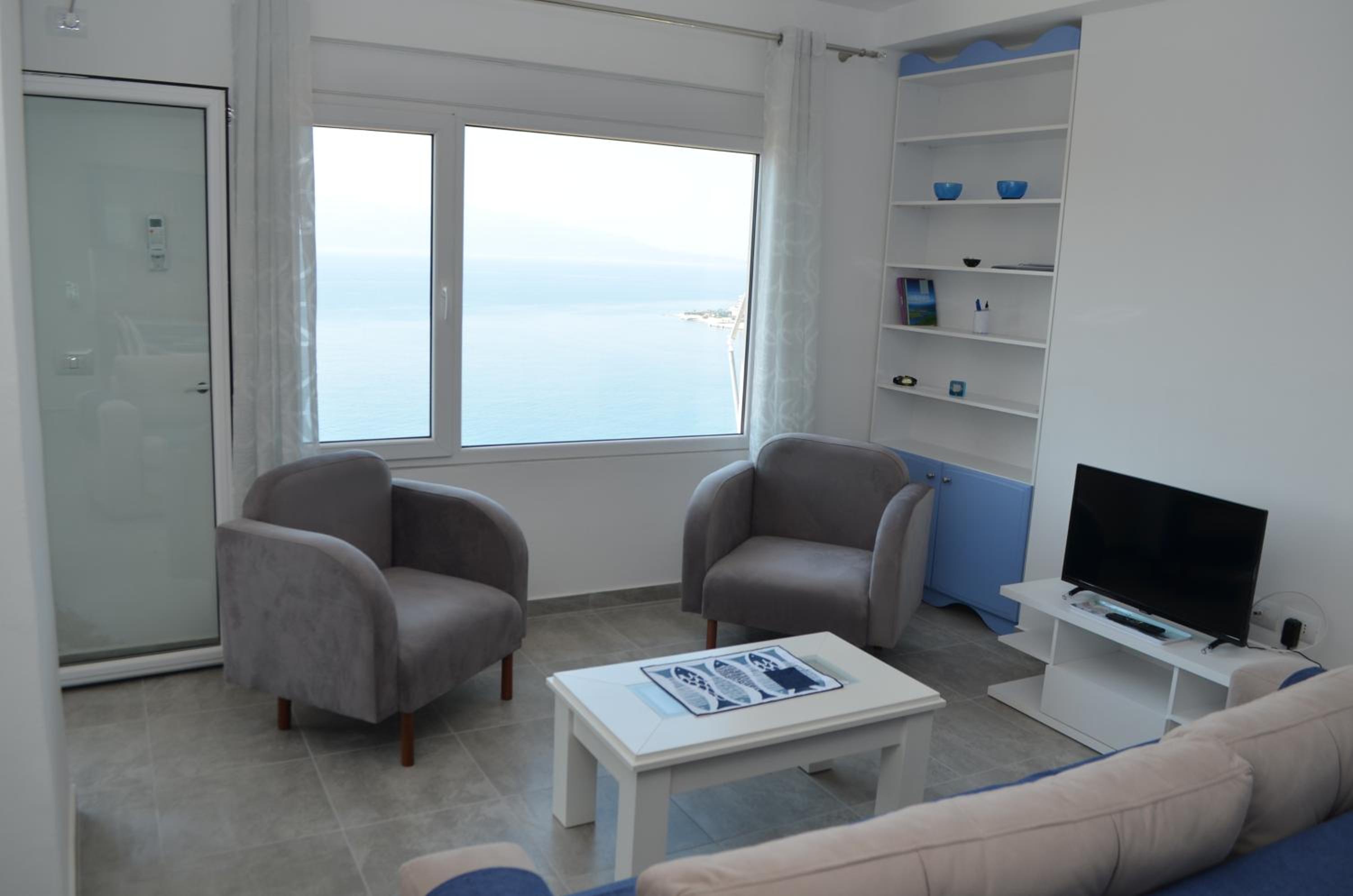 One-Bedroom Apartment With Balcony And Sea View