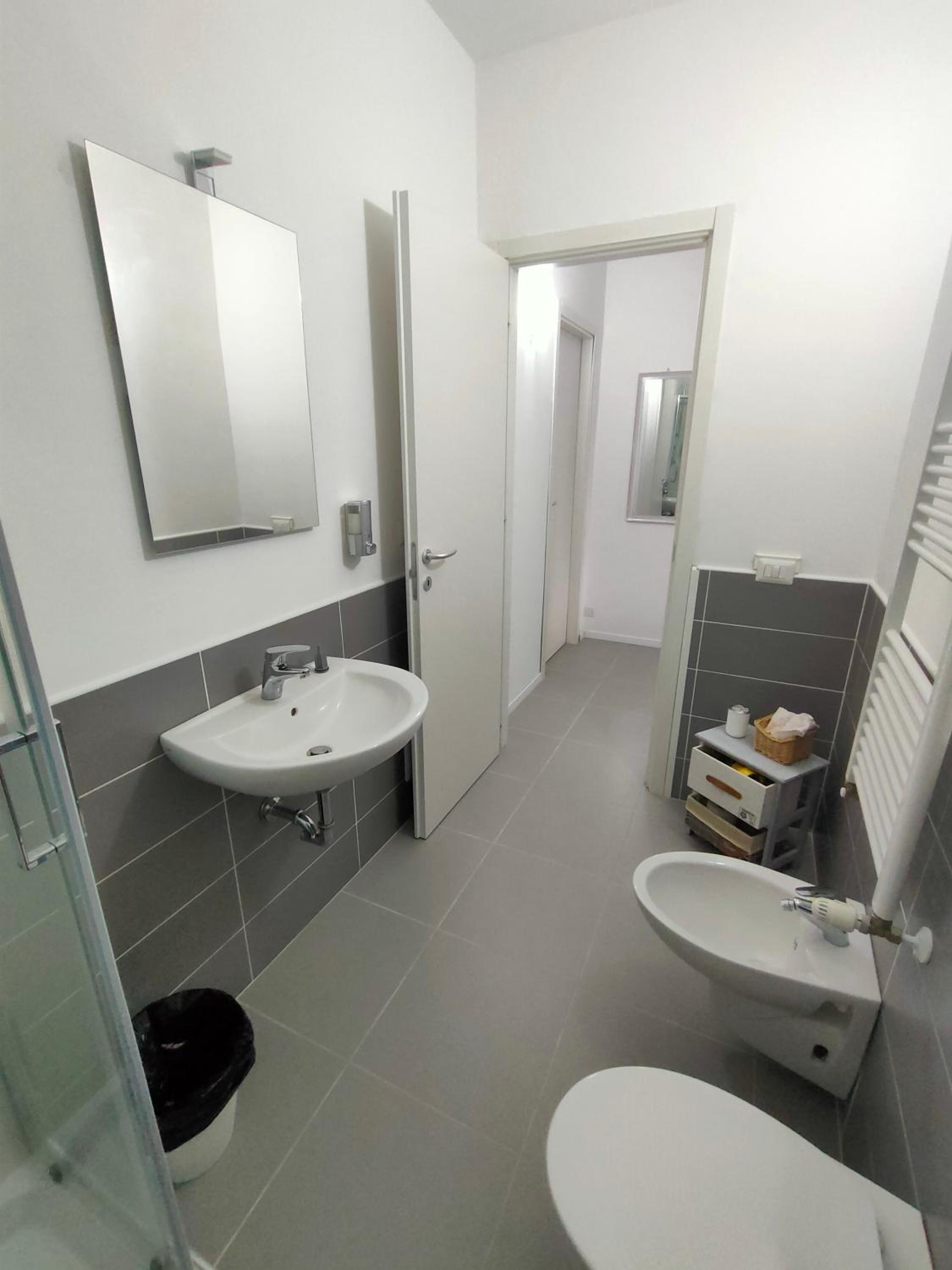 Double Room - Photo 23