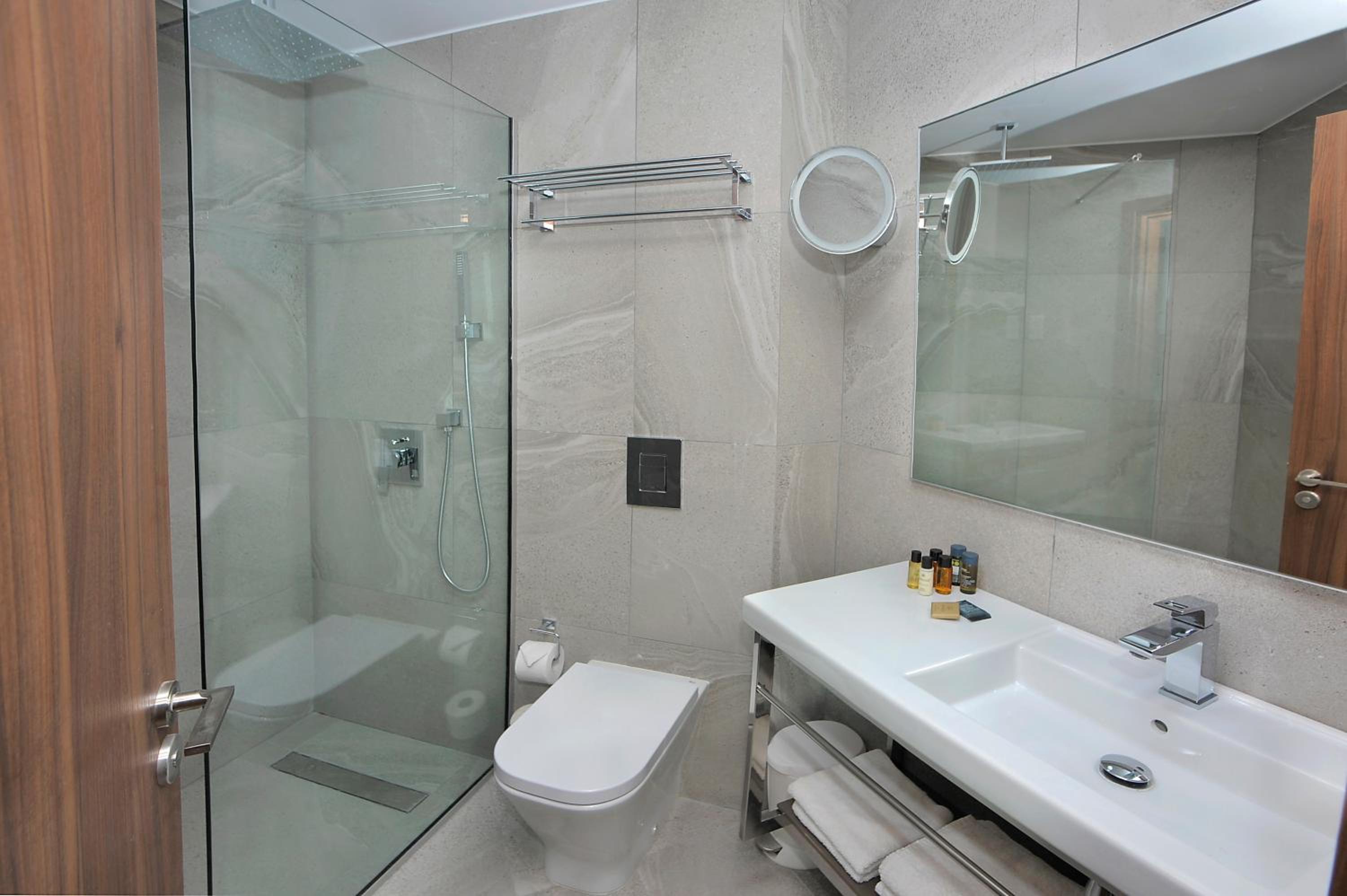 Superior Double or Twin Room photo 2