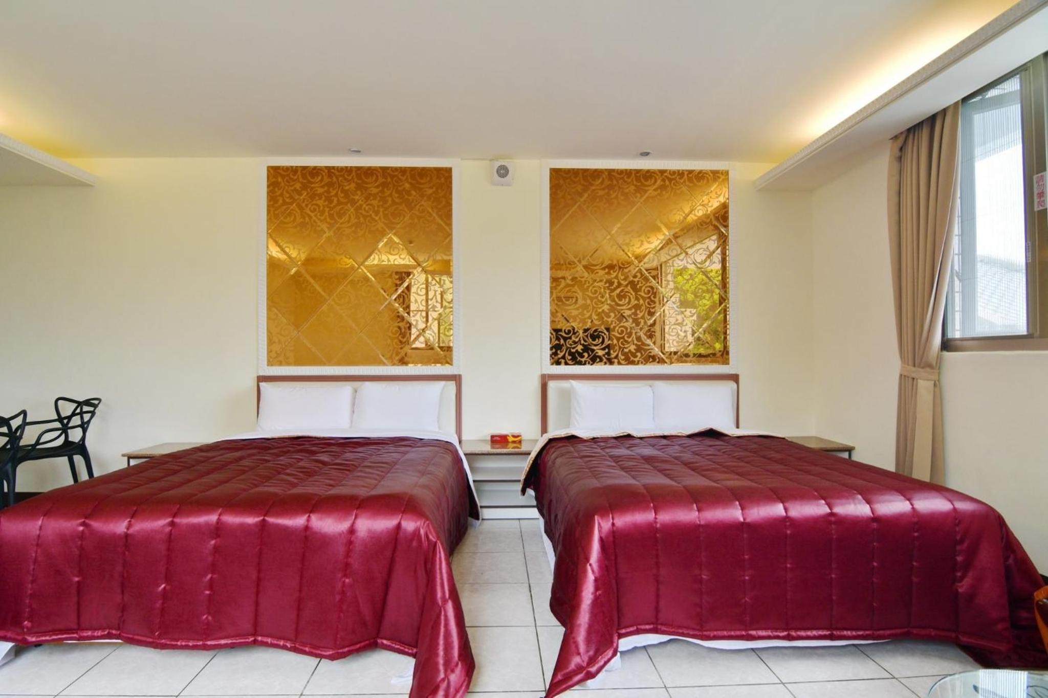 Quadruple Room with Mountain View