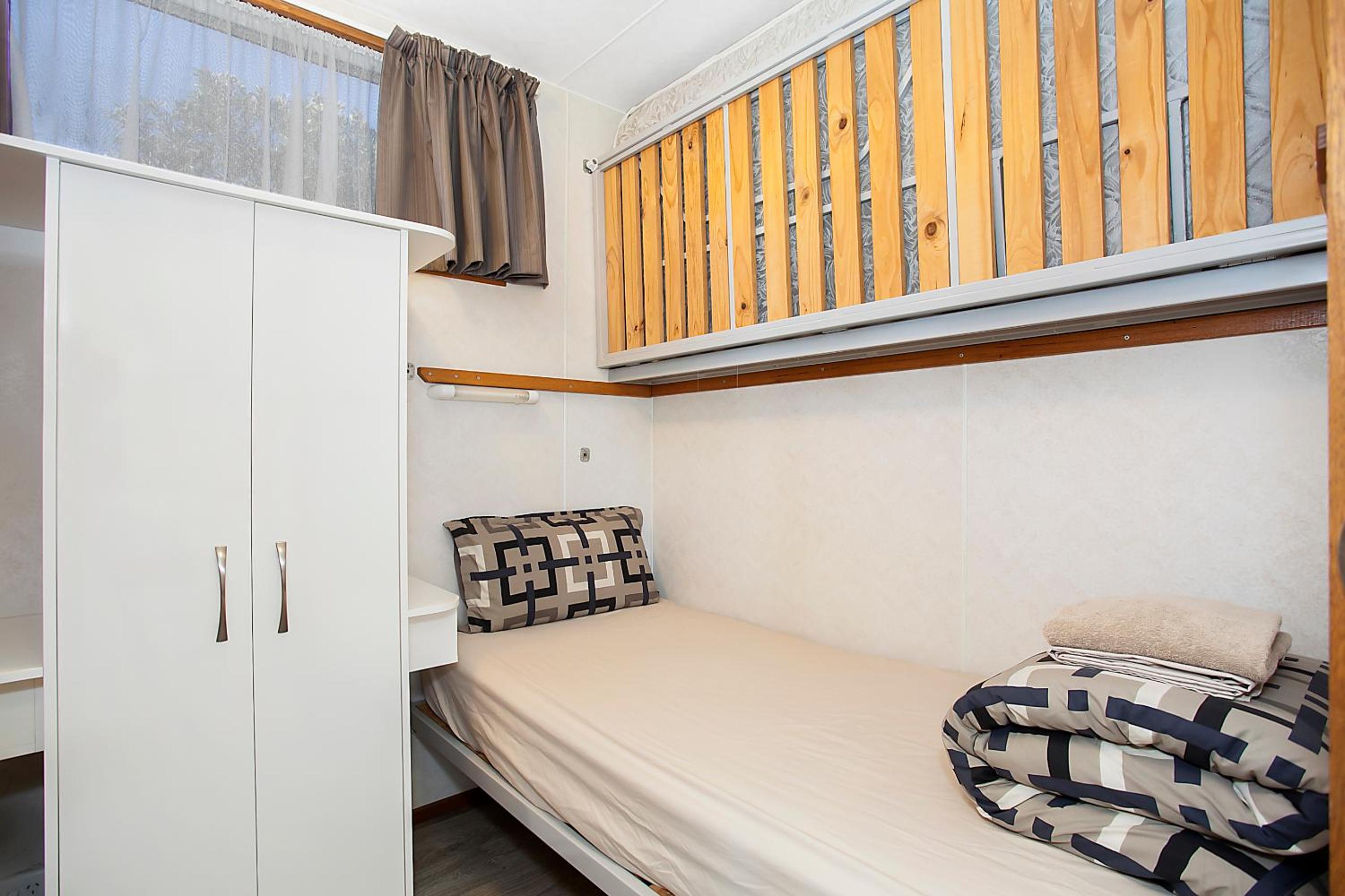 Deluxe Cabin (6 Guests) photo 1