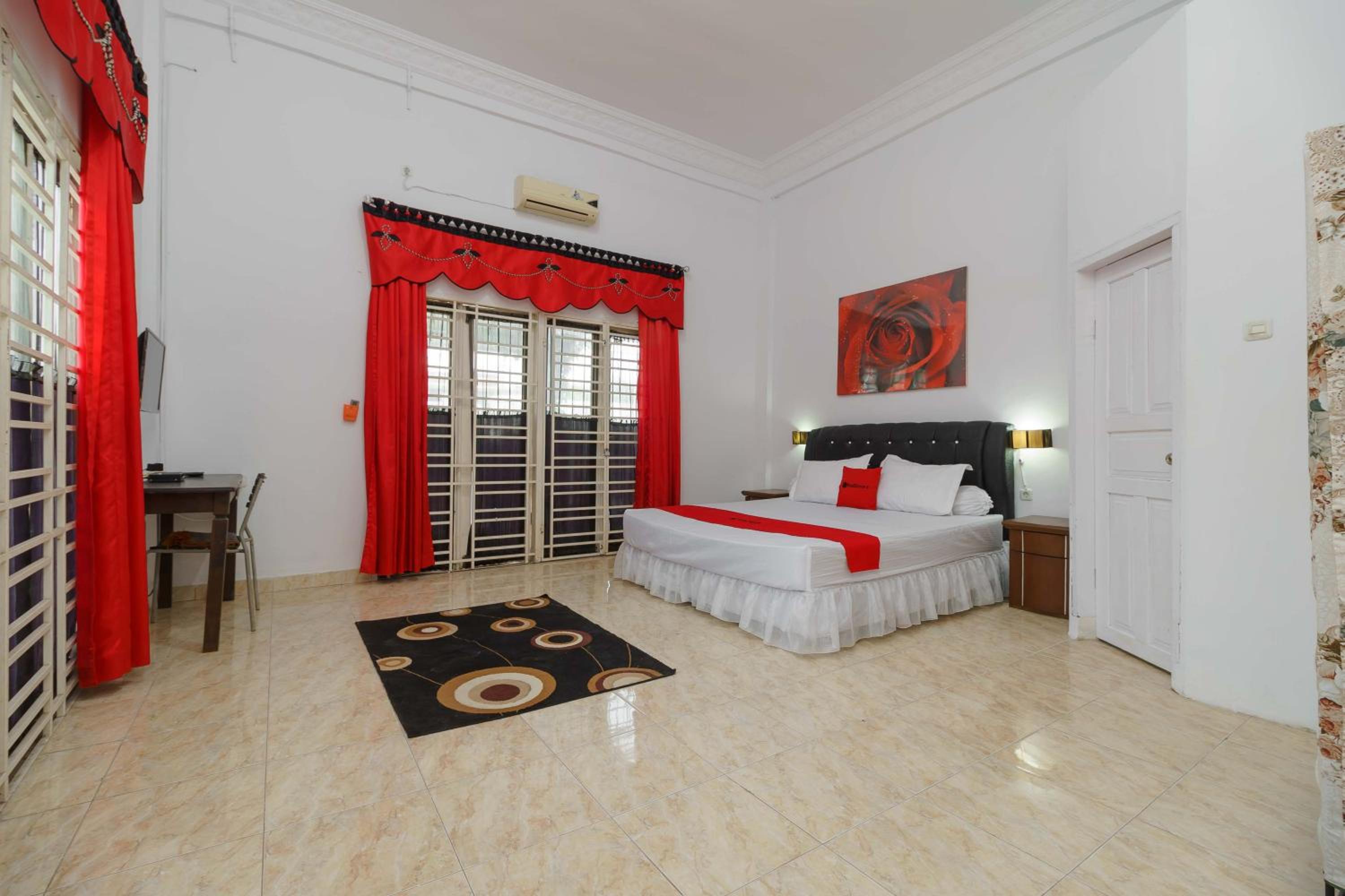 Double Room - Photo 4