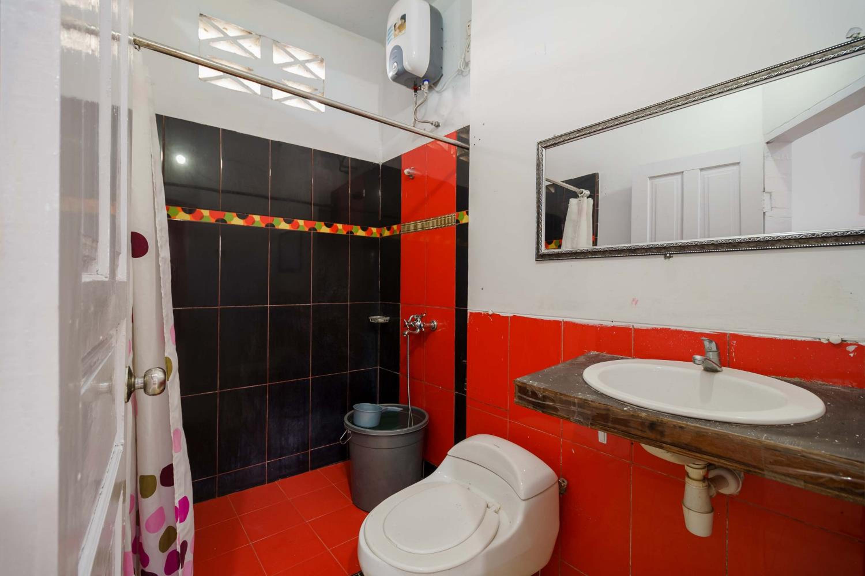 Twin Room - Photo 4