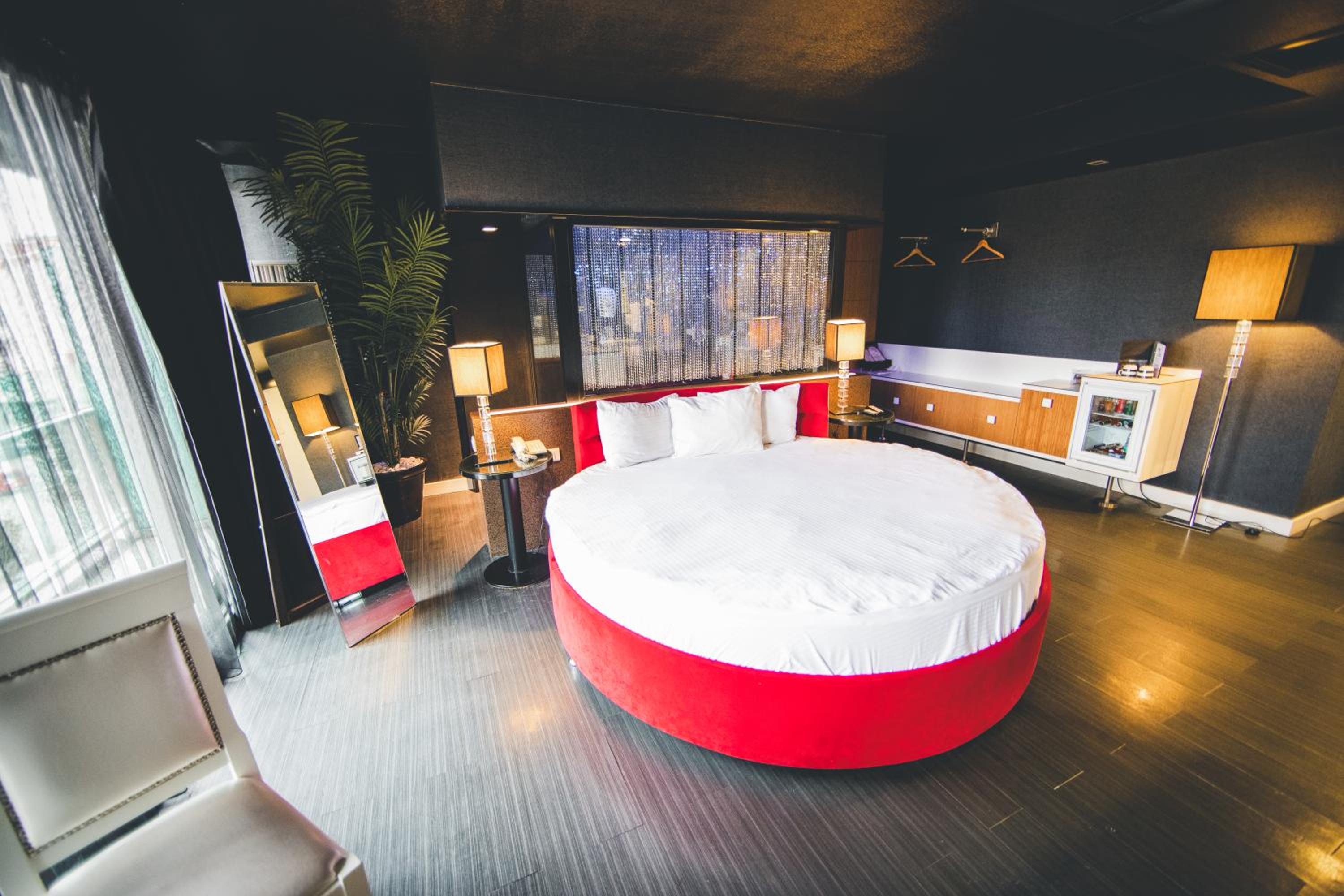 Premium Double Room - Photo 17