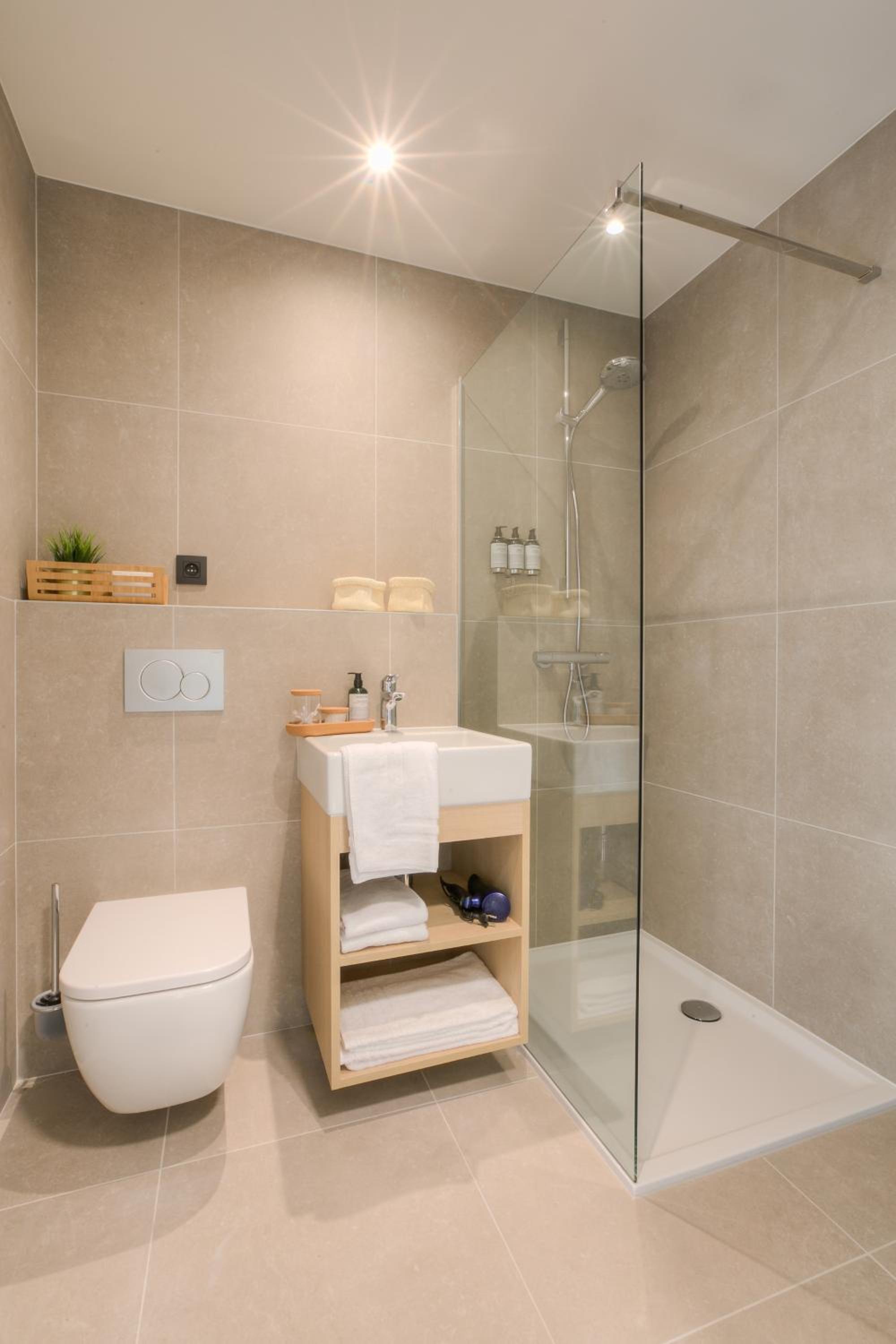 Superior Double or Twin Room - Photo 3