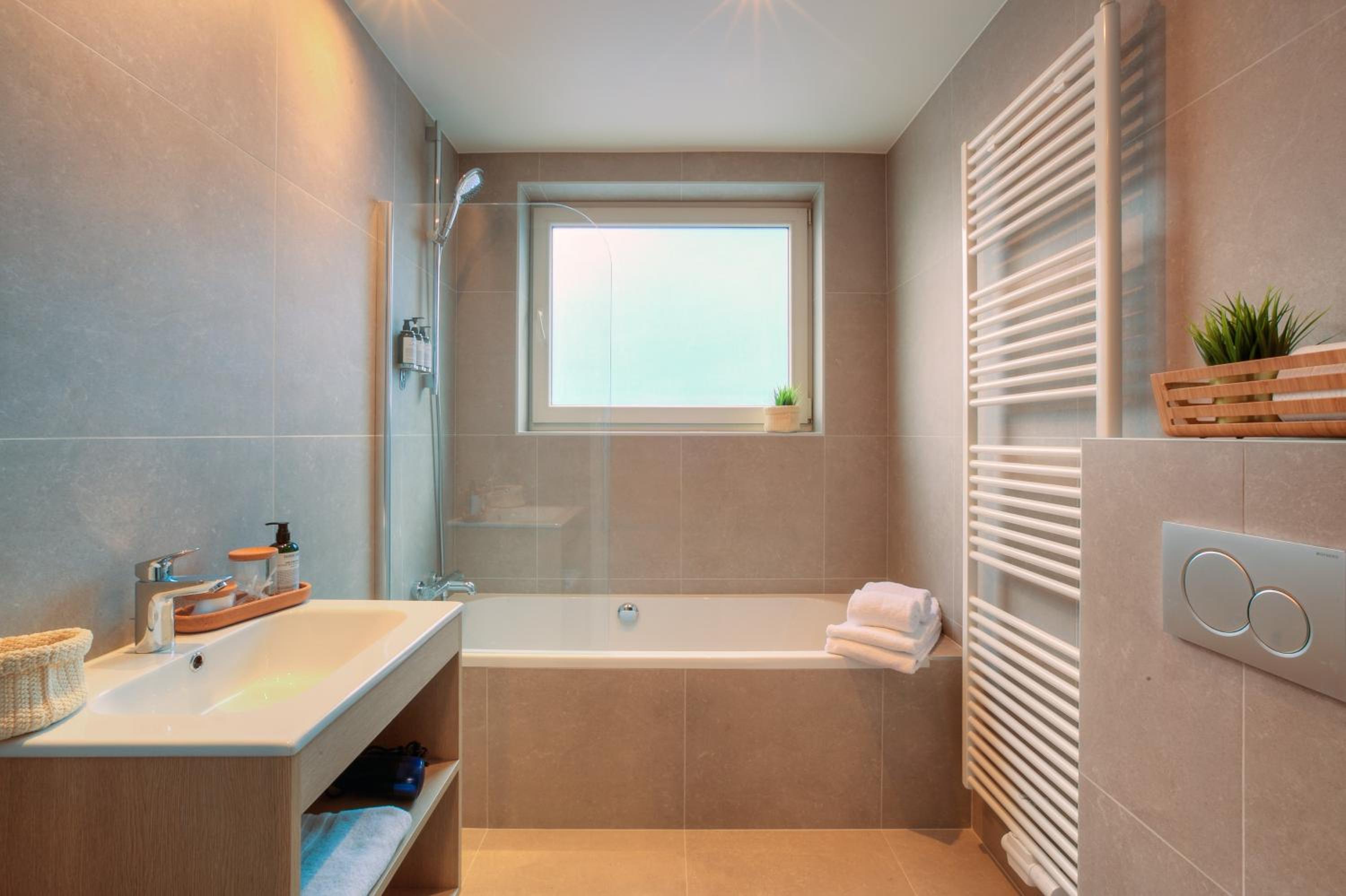 Superior Double or Twin Room - Photo 4