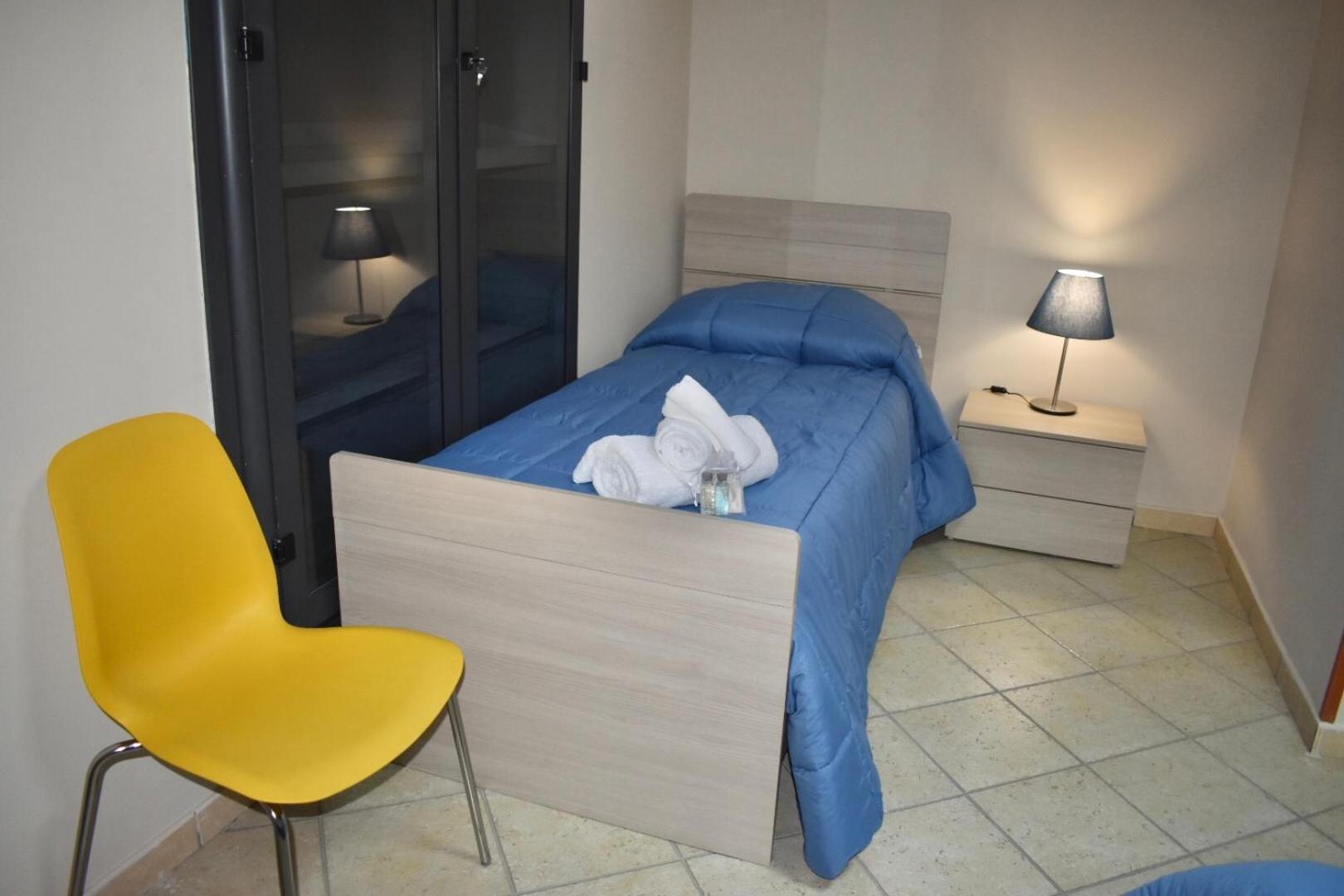 Triple Room with Private Bathroom photo 3