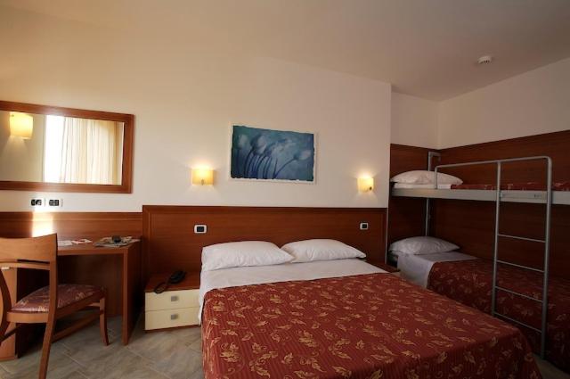 Quadruple Room photo 1