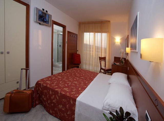 Double or Twin Room photo 1