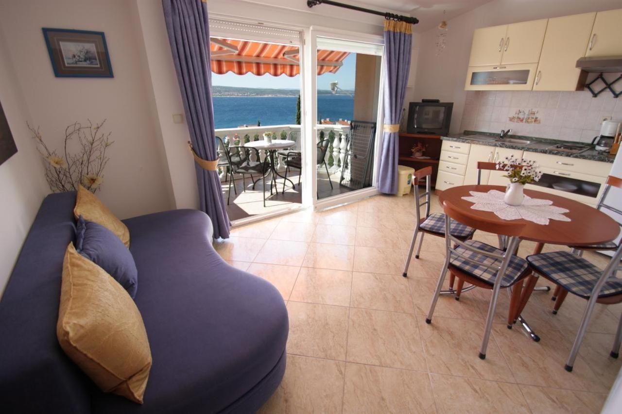 Apartment with Sea View photo 1