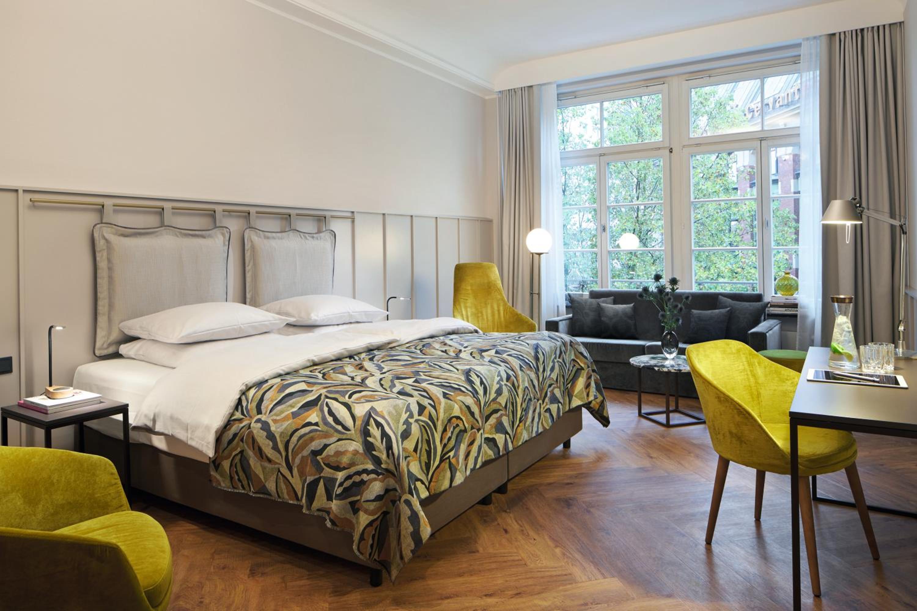 Deluxe Double or Twin Room photo 1