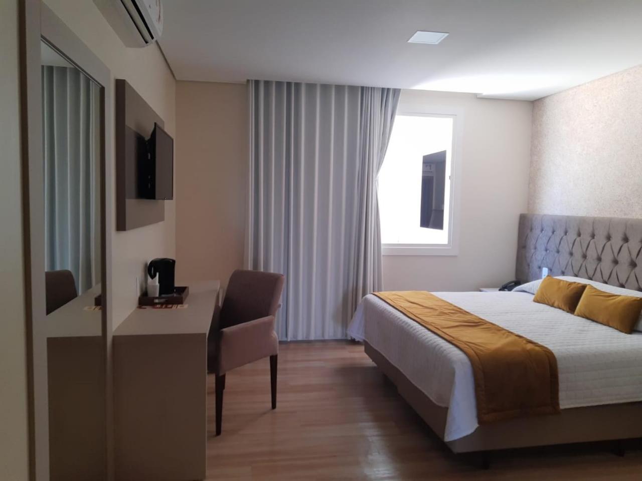 Double or Twin Room - Photo 1
