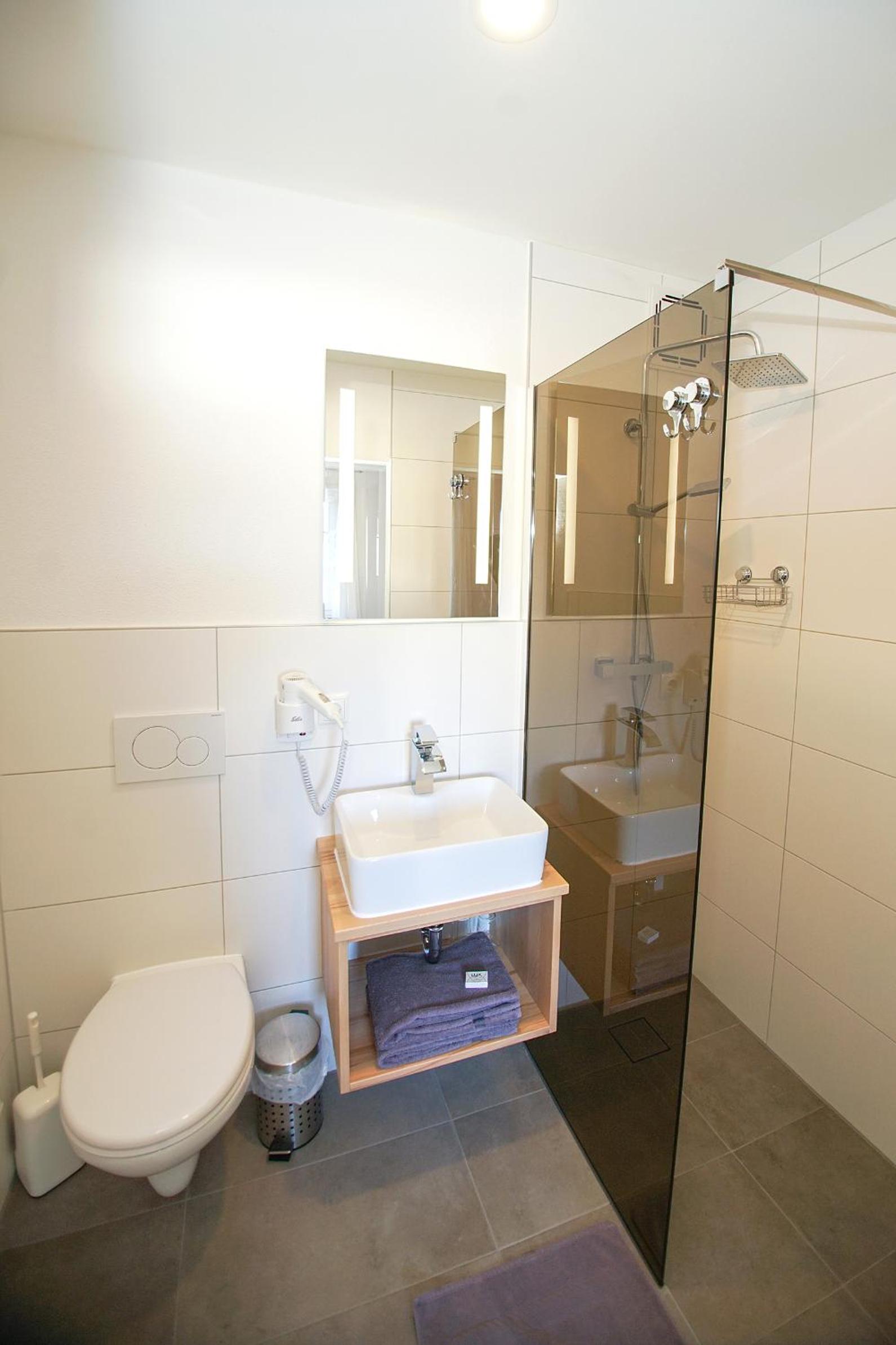 Double Room - Photo 4