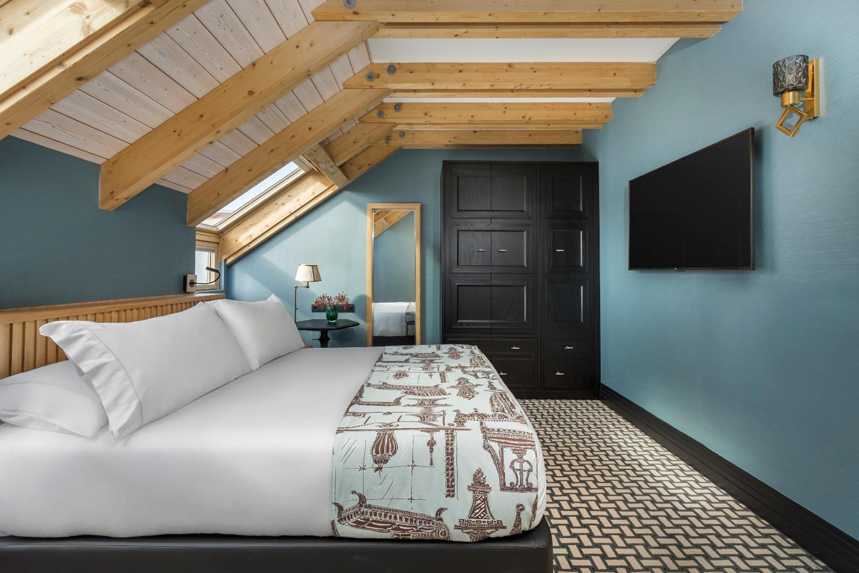 Deluxe Double or Twin Room - Photo 2