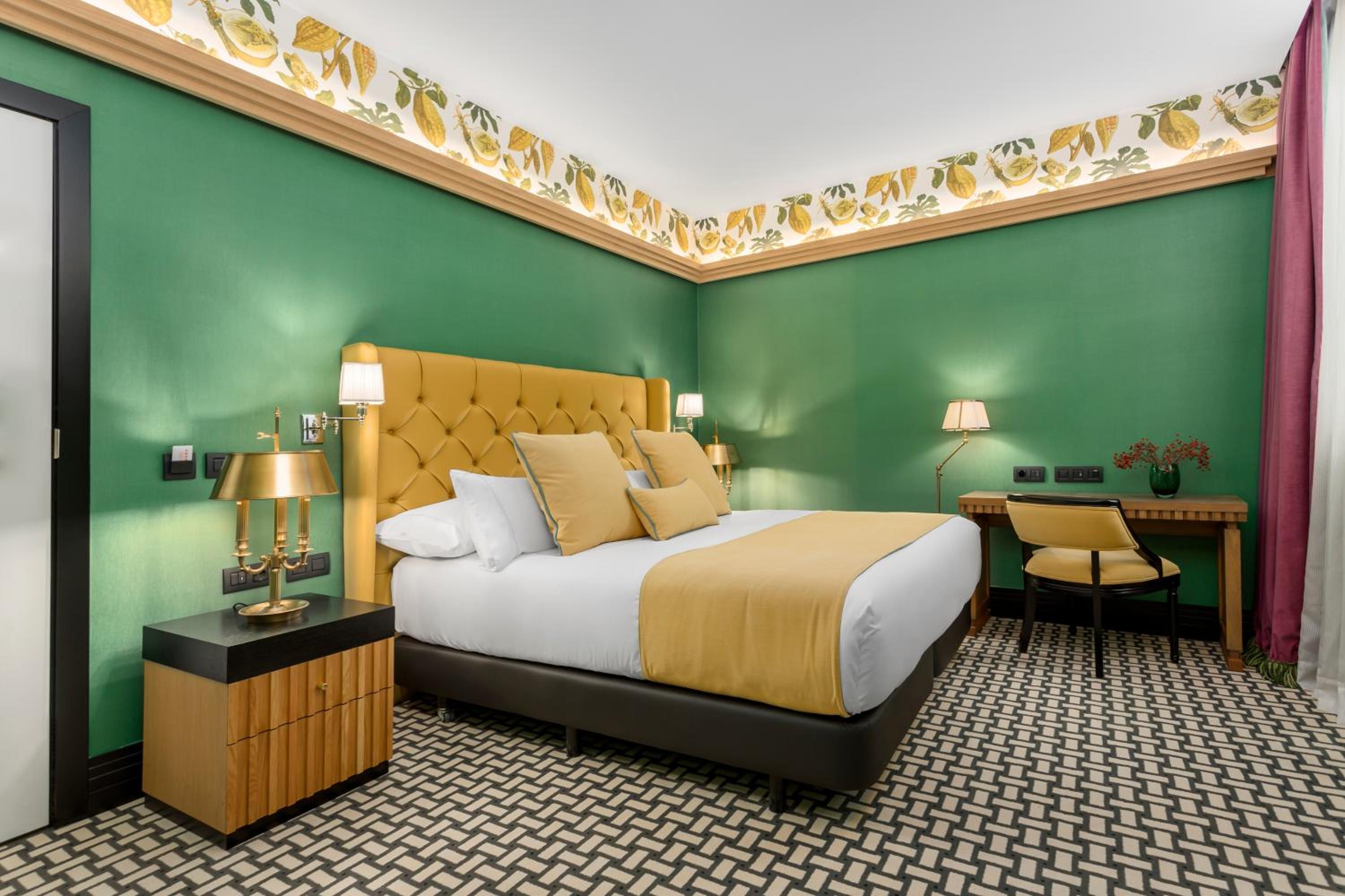 Double Room - Photo 5