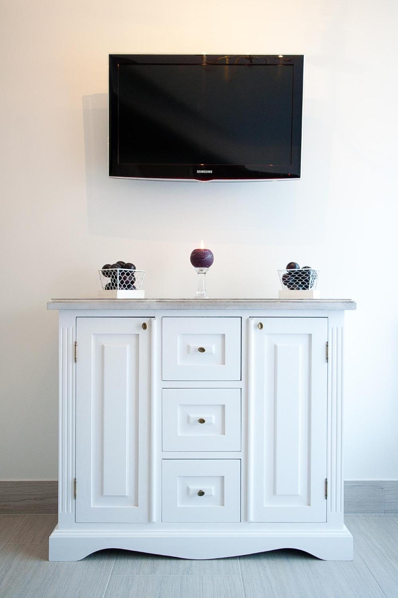 Studio Apartment photo 3