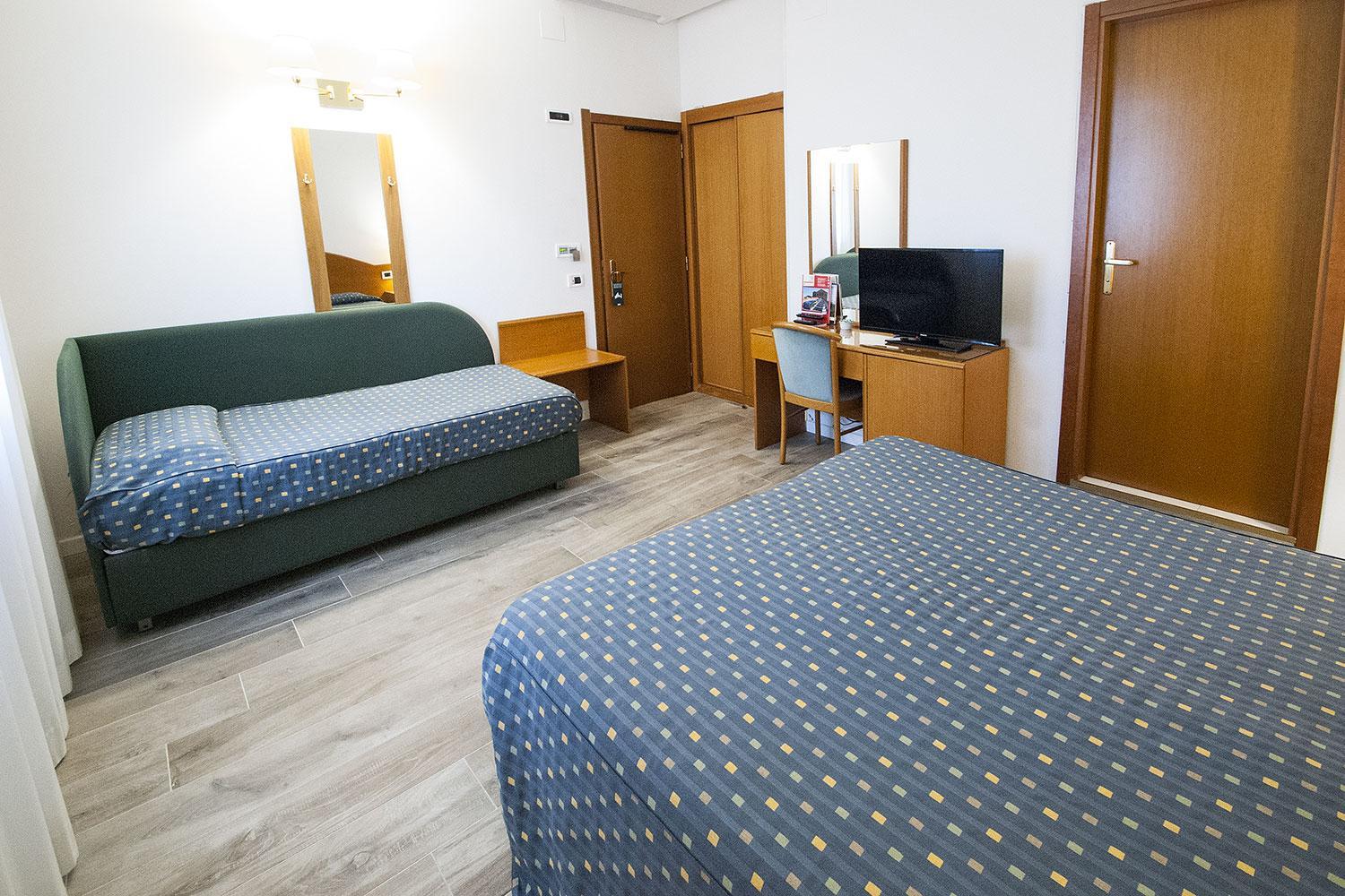 Triple Room photo 3
