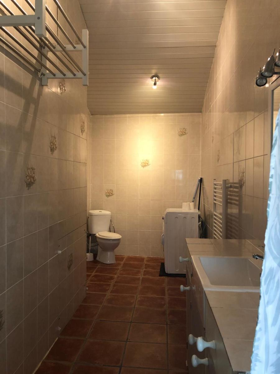 One-Bedroom Apartment - Photo 10