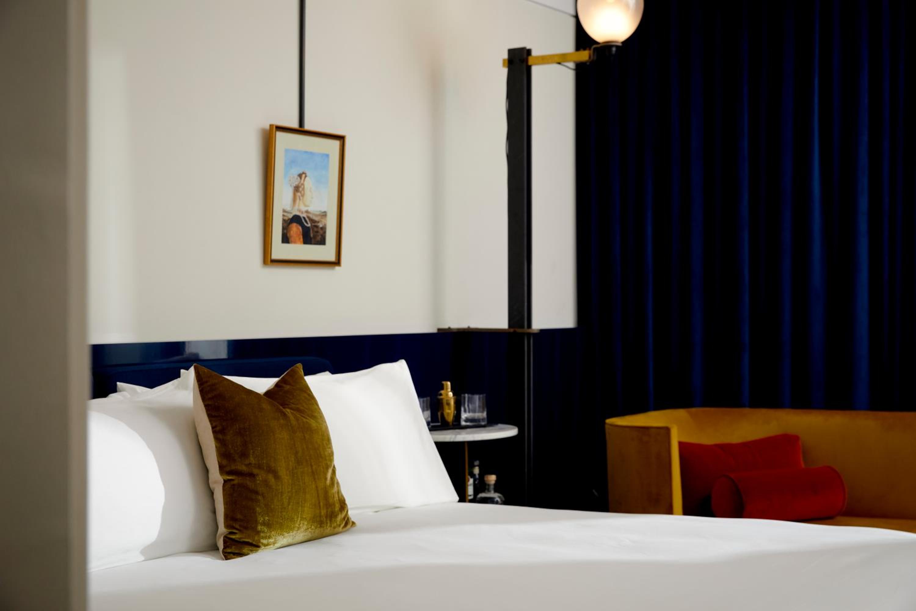 King Guestroom - Photo 3