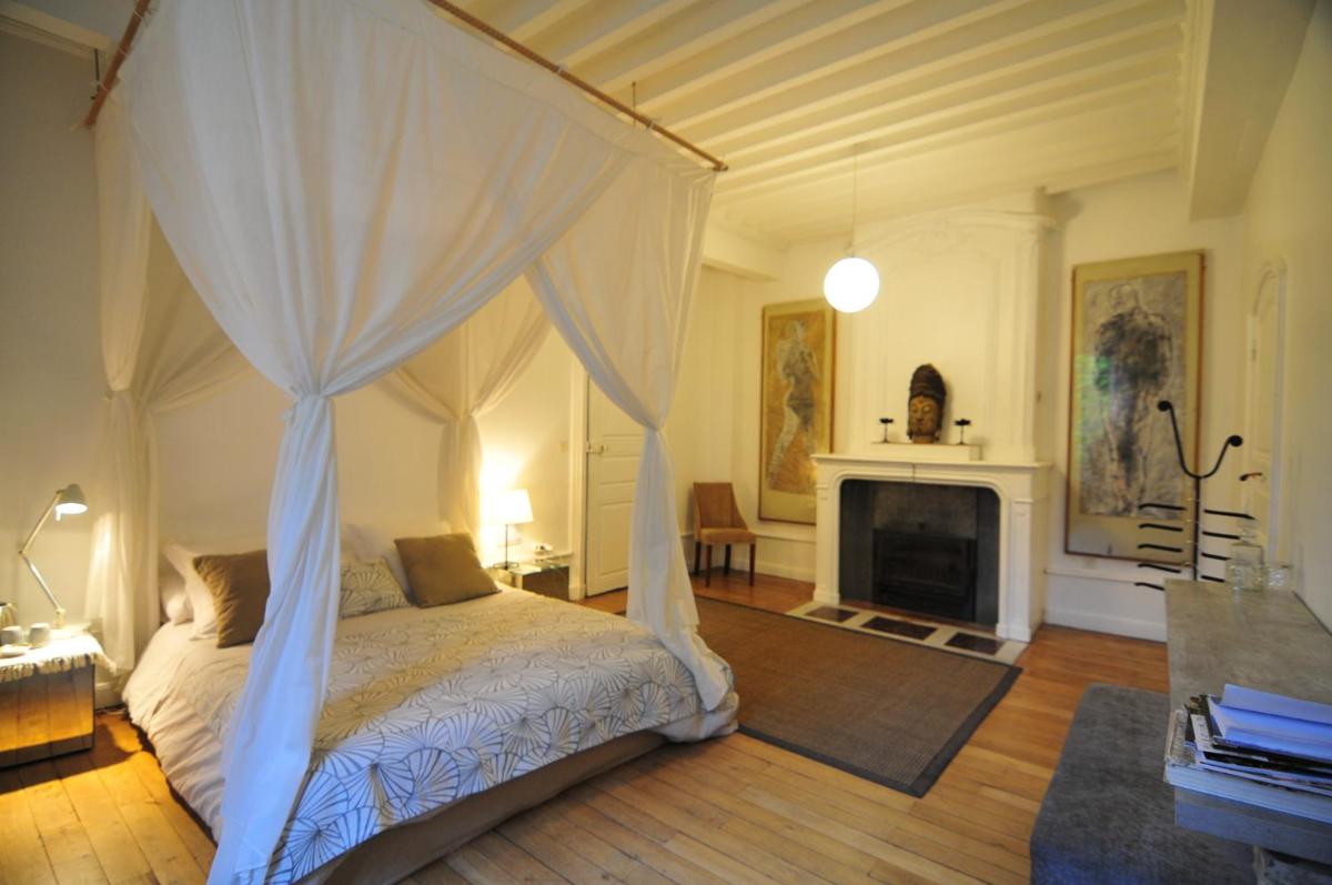 Quadruple Room with Private Bathroom photo 2