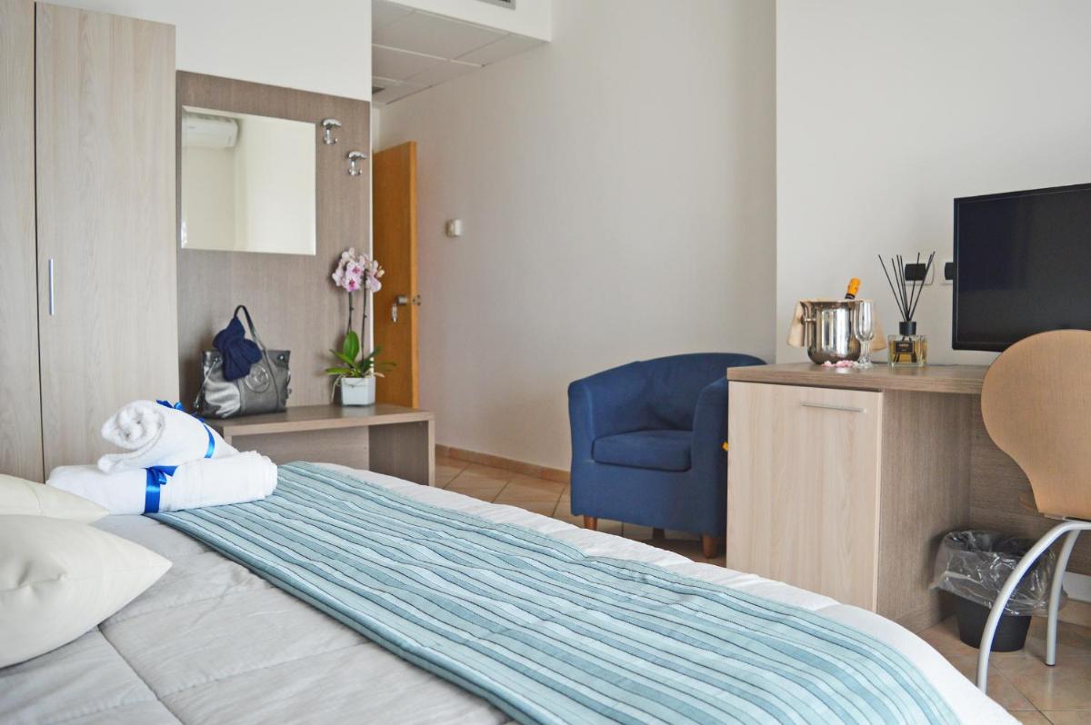 Superior Double Room photo 1