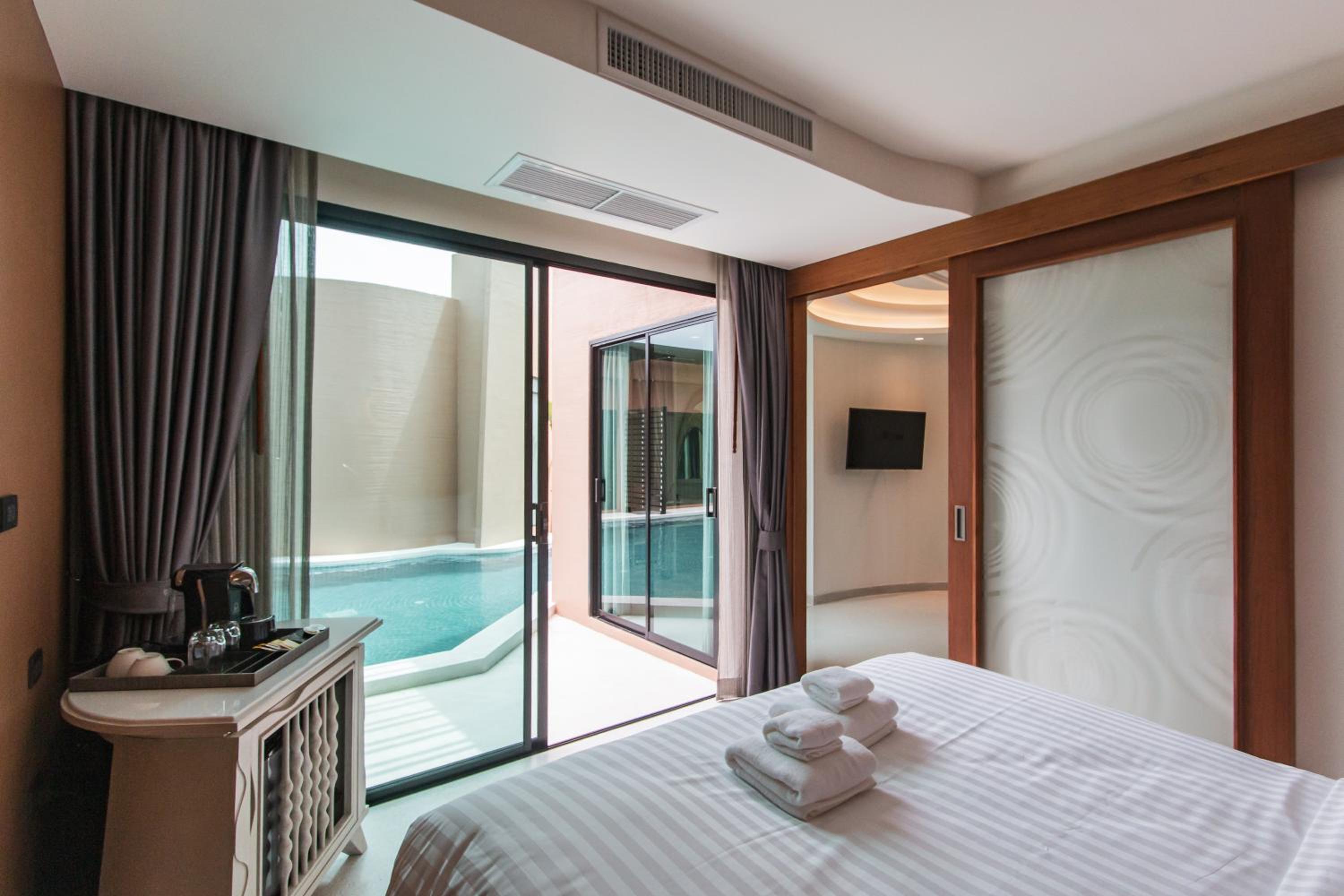 Villa with Pool Access - Photo 1