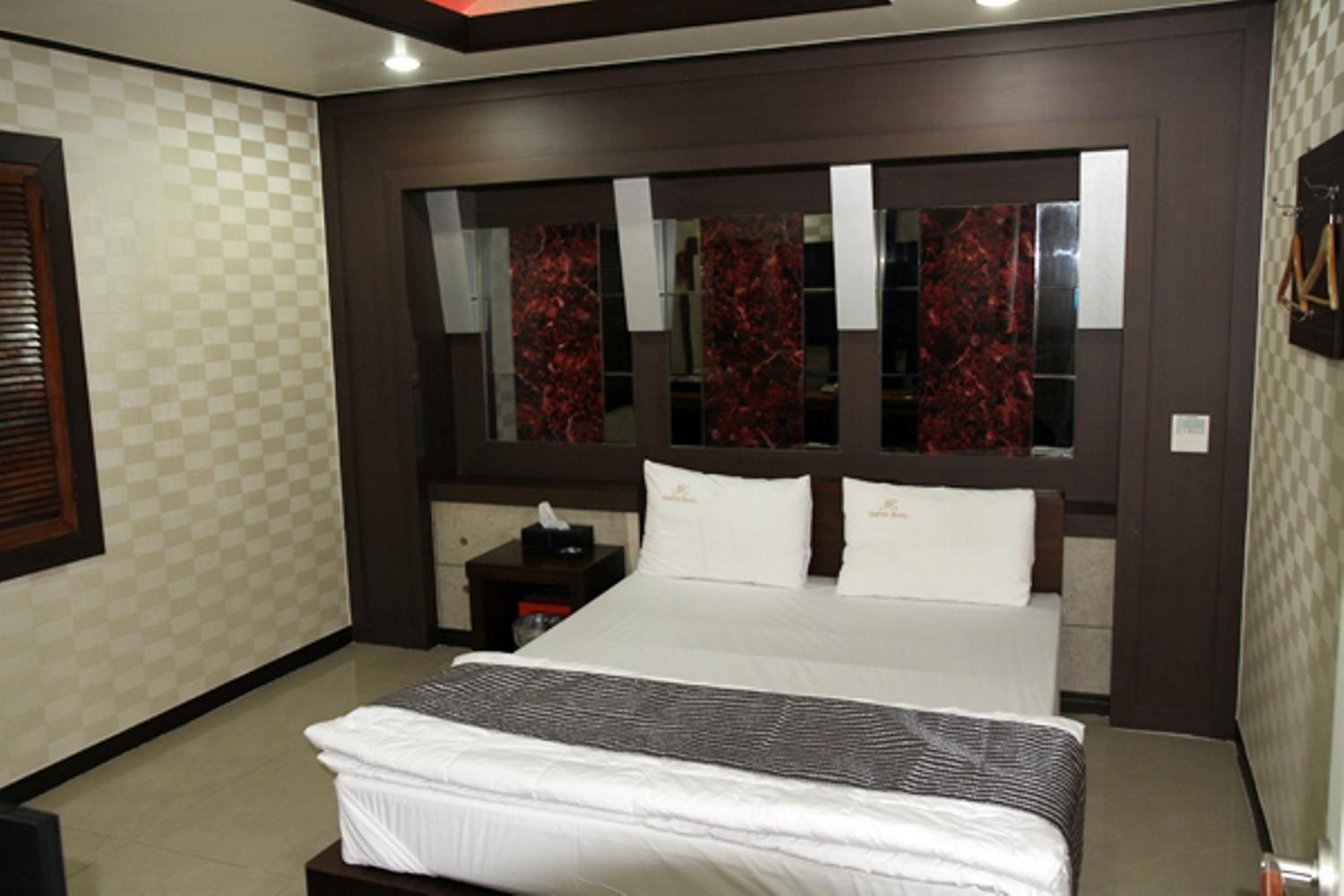 Standard Double Room photo 3