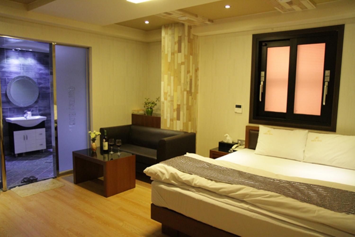 Deluxe Double Room photo 2