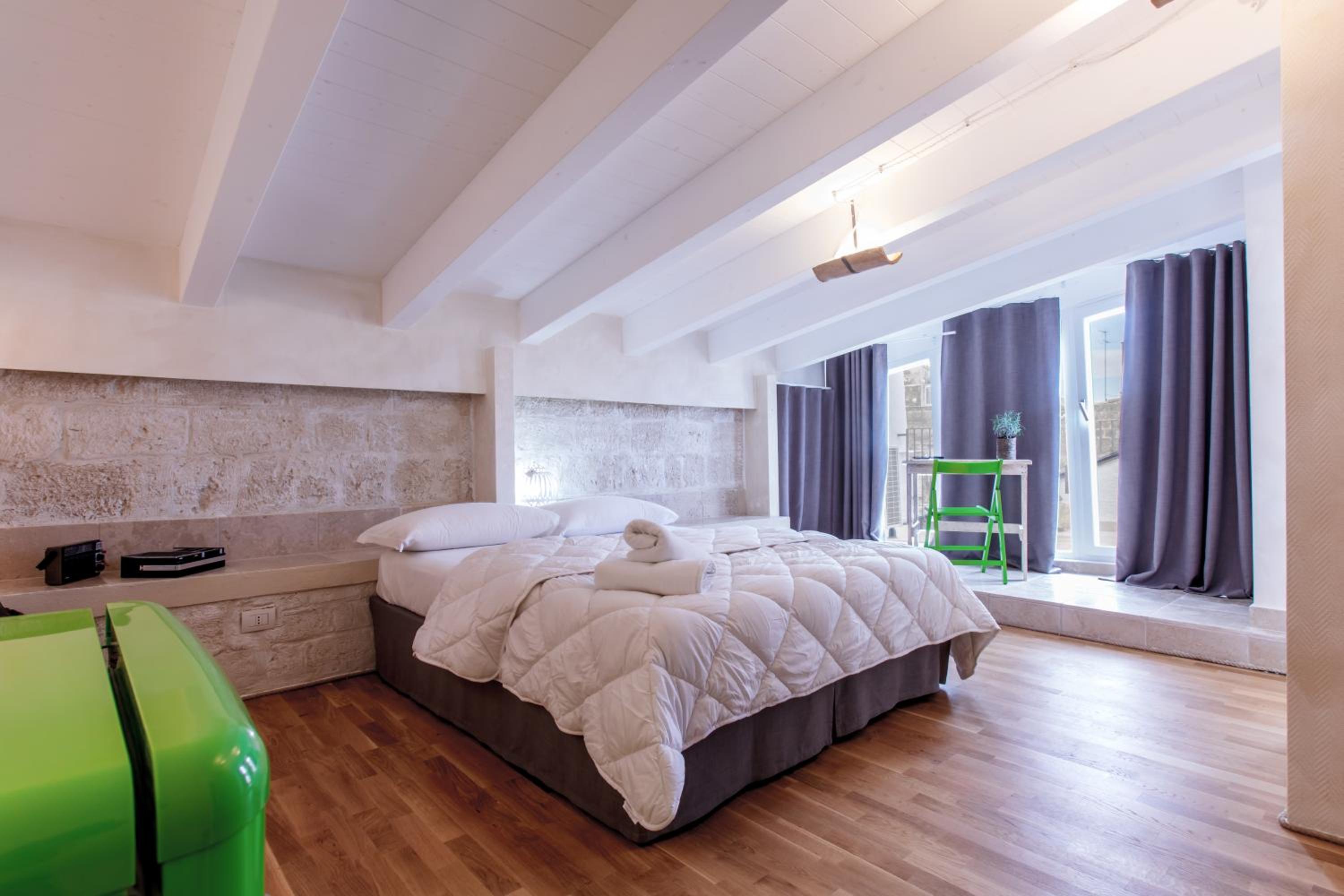 Triple Room with Terrace photo 1