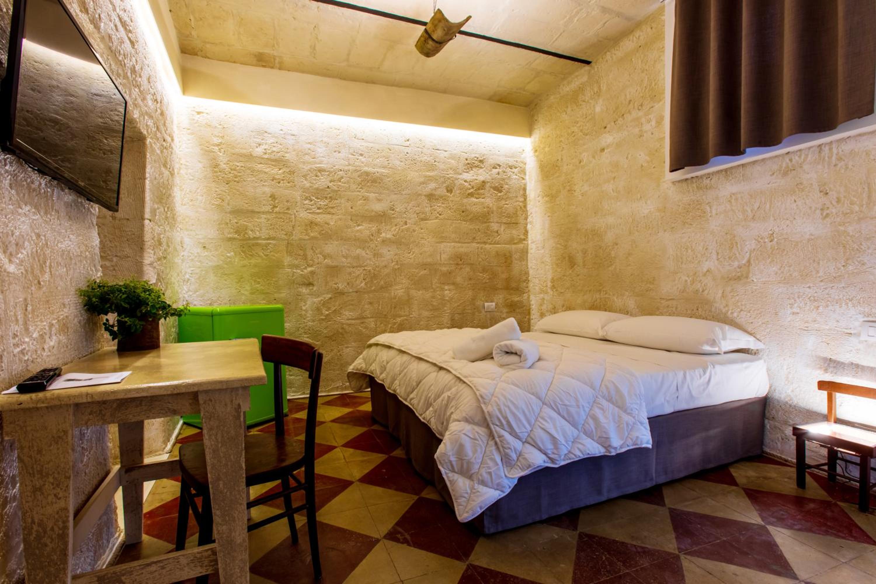 Budget Double or Twin Room photo 1