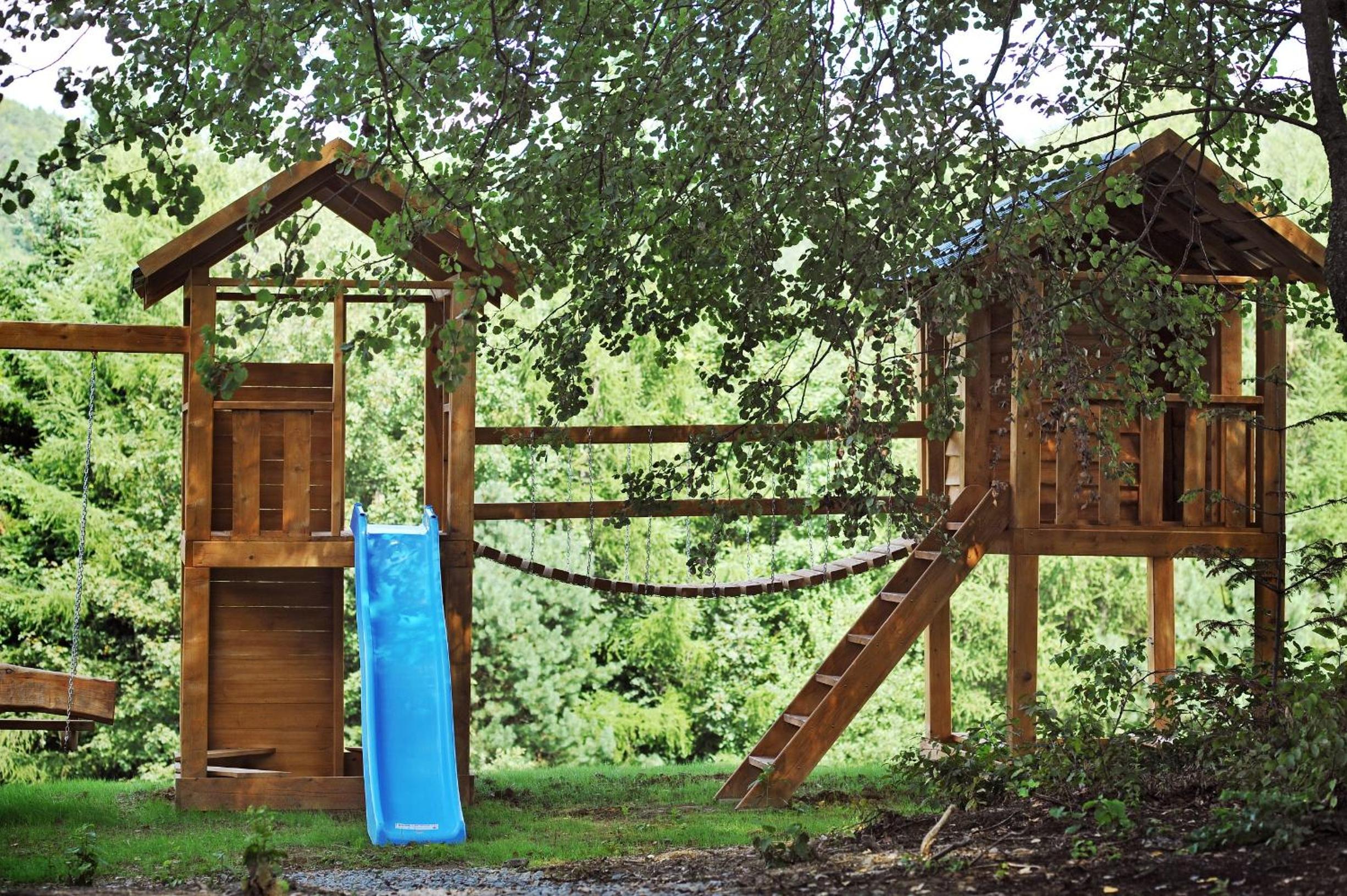 Two-Bedroom Chalet - Photo 32