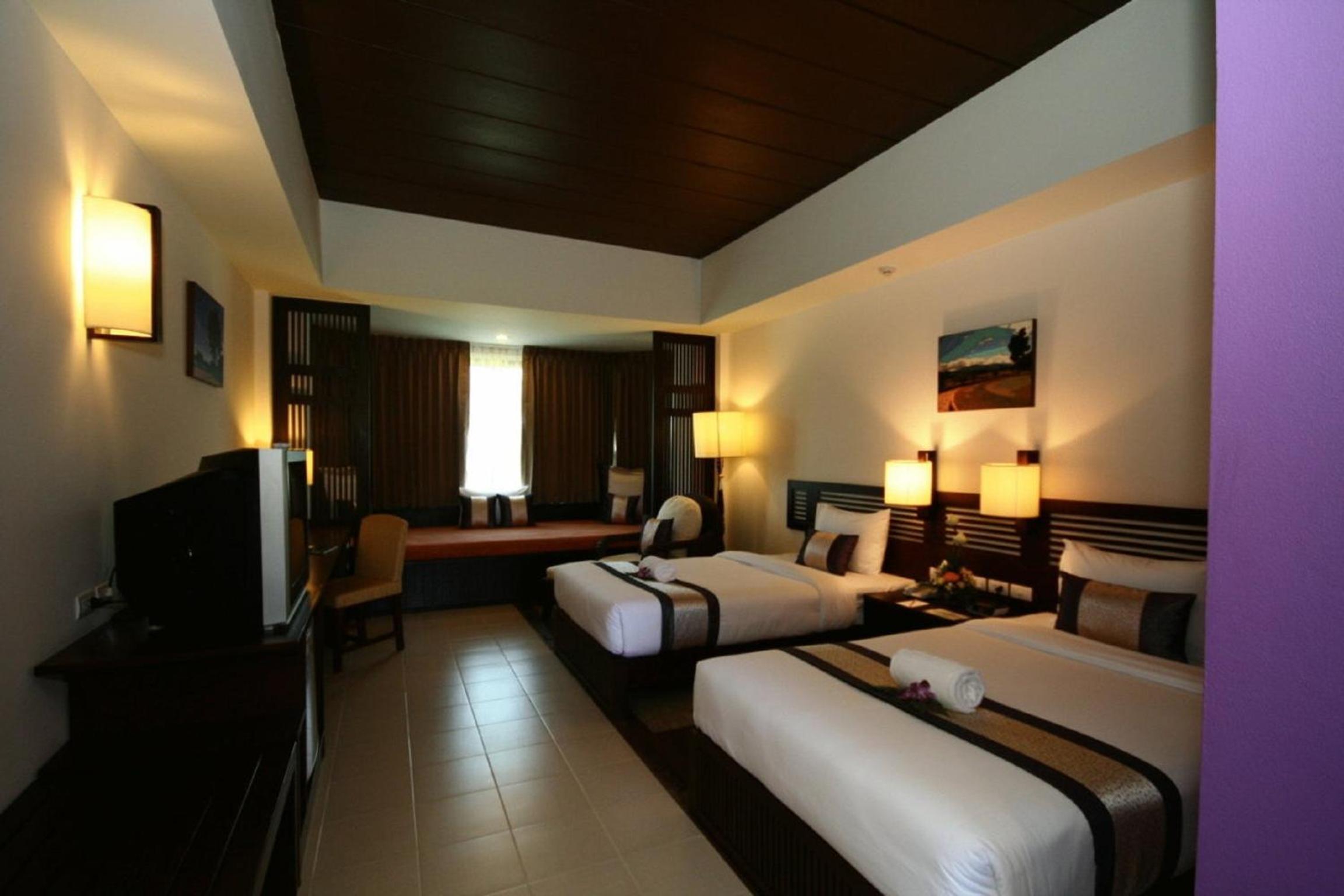 Deluxe Double or Twin Room photo 3