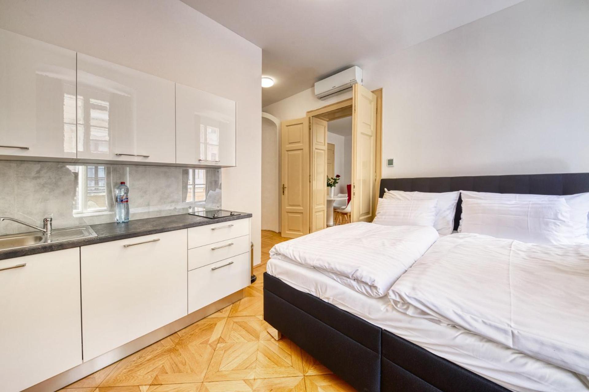 Two-Bedroom Apartment - Photo 6