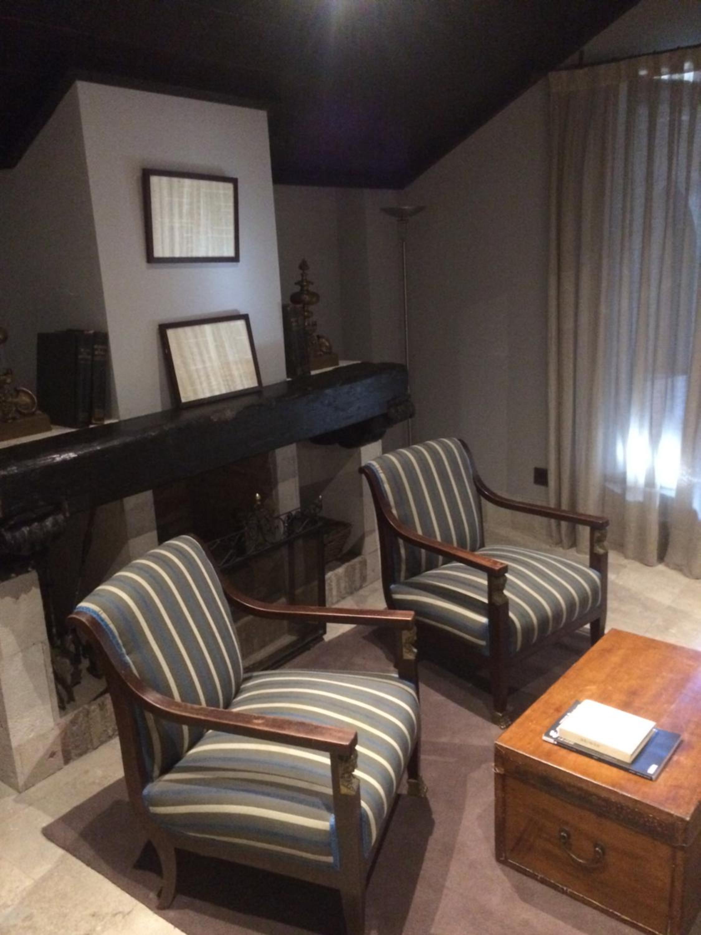 Suite - Photo 4