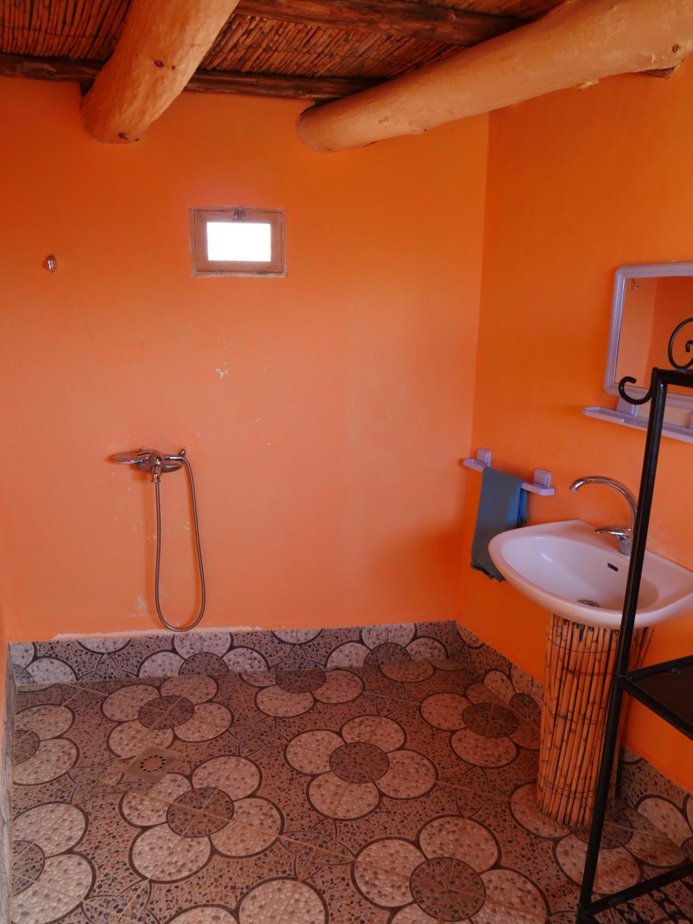 Quadruple Room with Private Bathroom photo 1