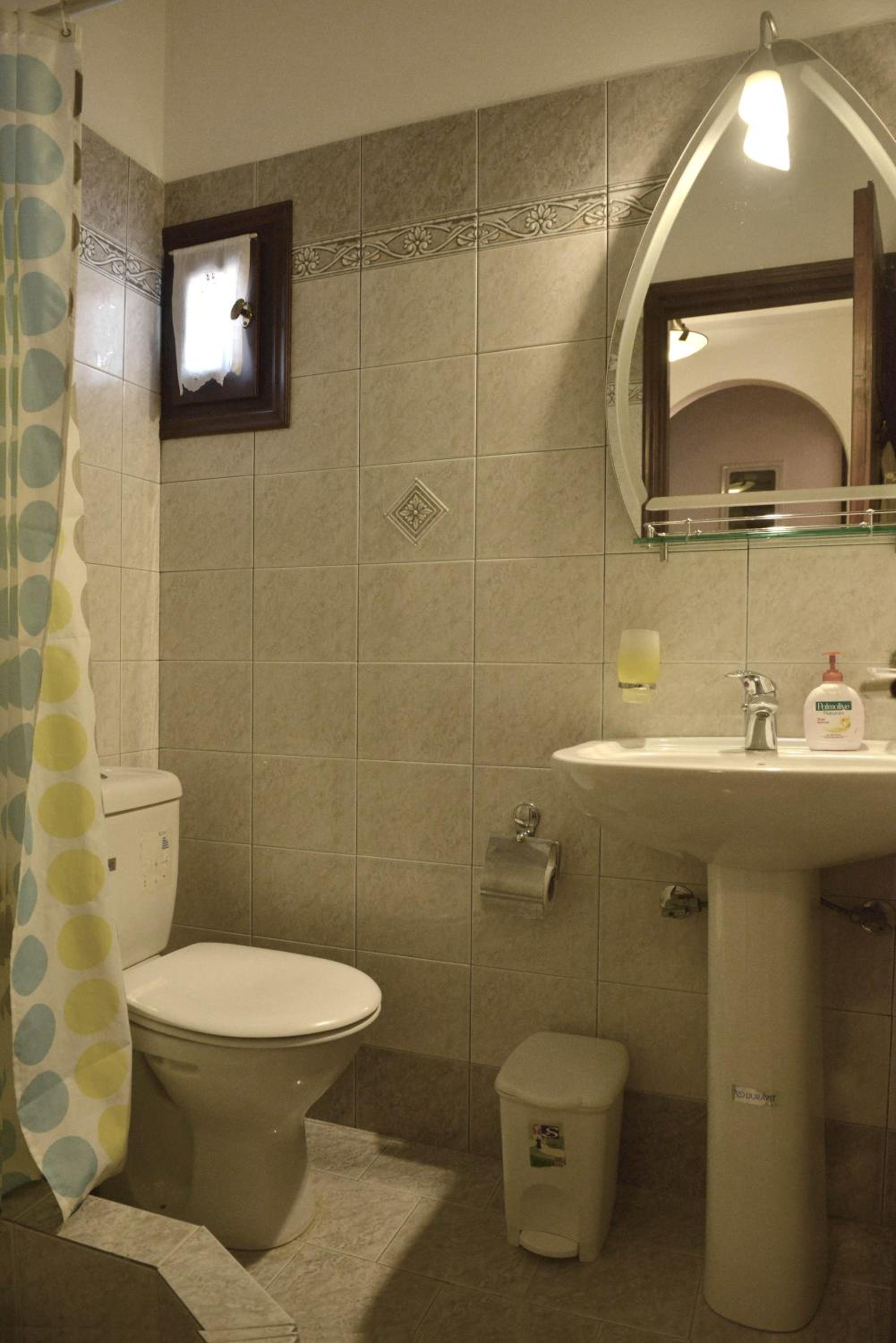Two-Bedroom Apartment - Photo 3