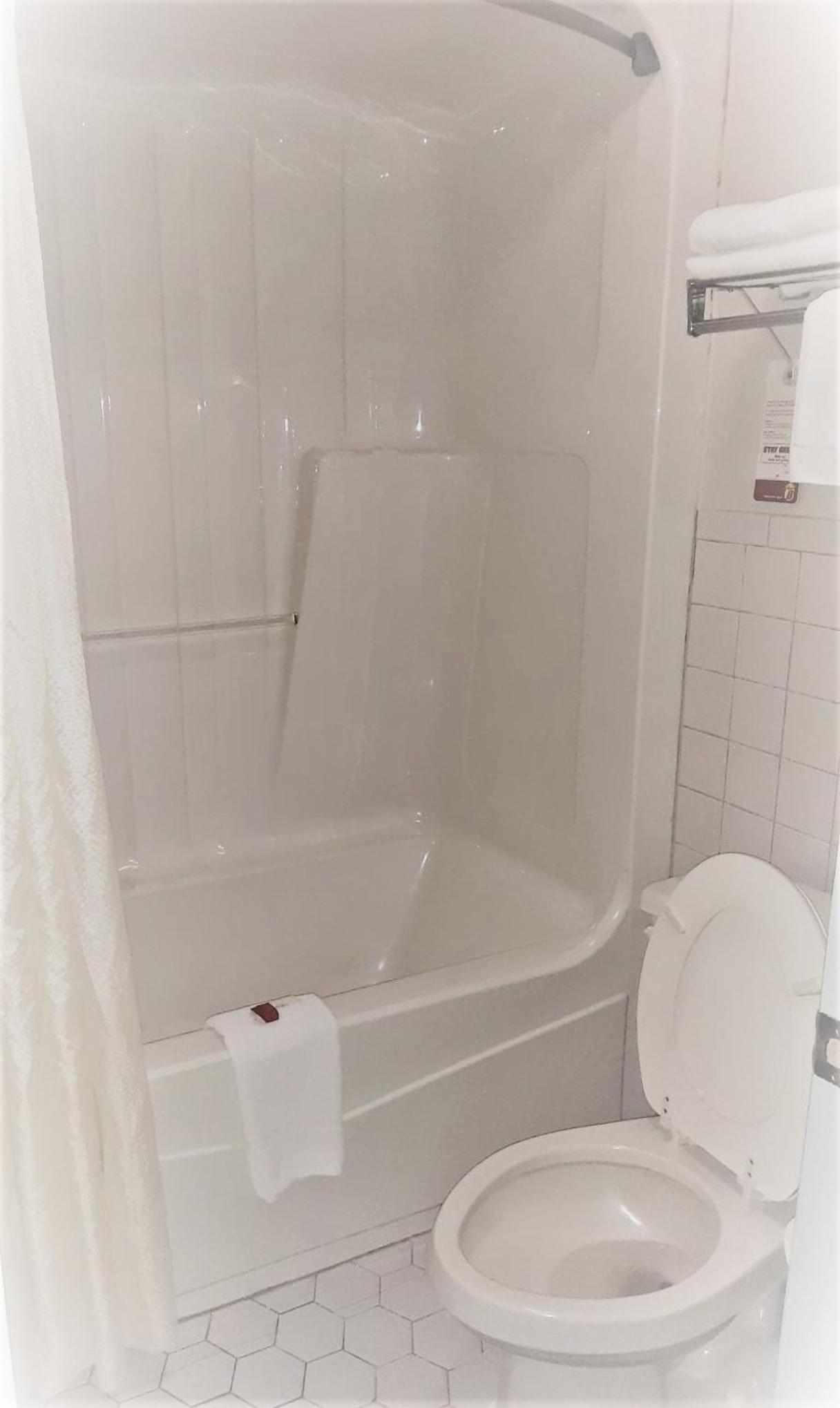 Double Room with Two Double Beds - First Floor/Non-Smoking - Photo 2