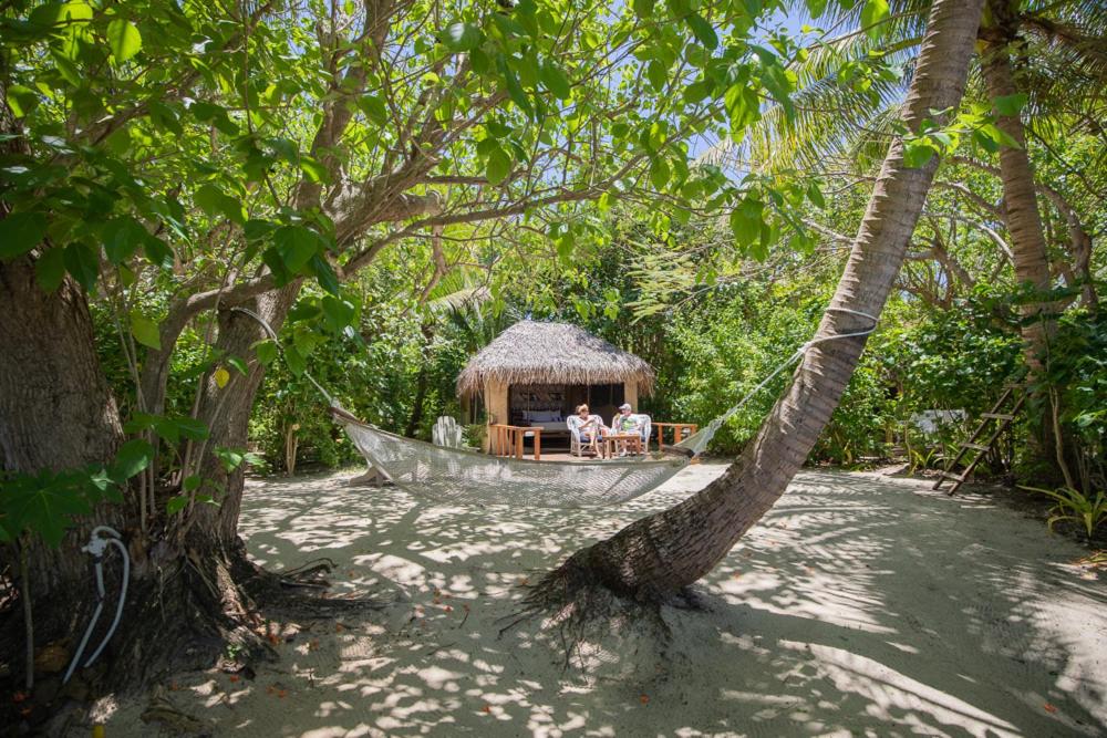 Beachfront Adi (Queen) Bure photo 11