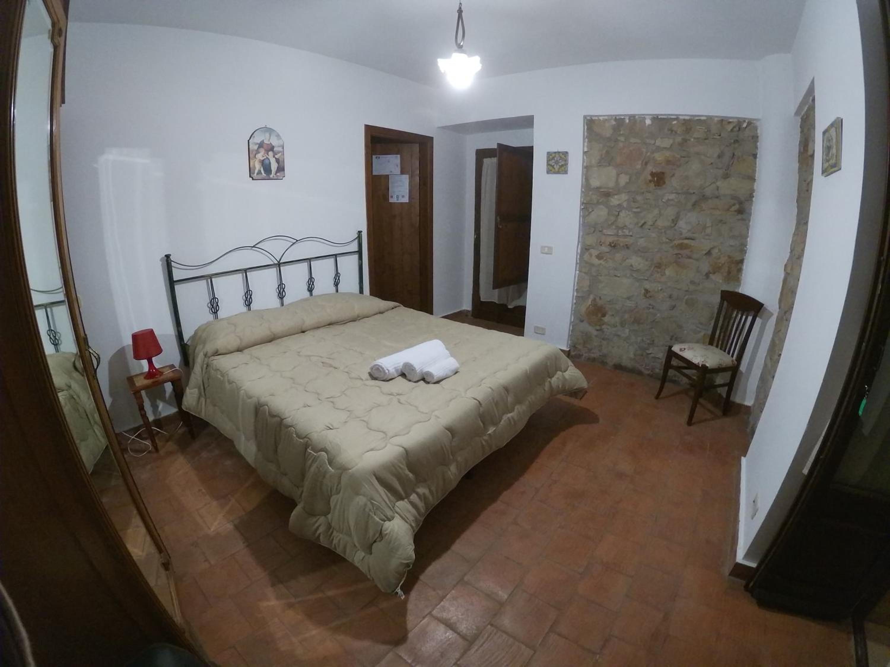 Double Room with Private Bathroom photo 3