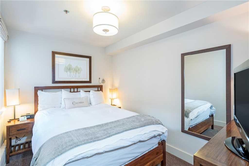 Queen Suite