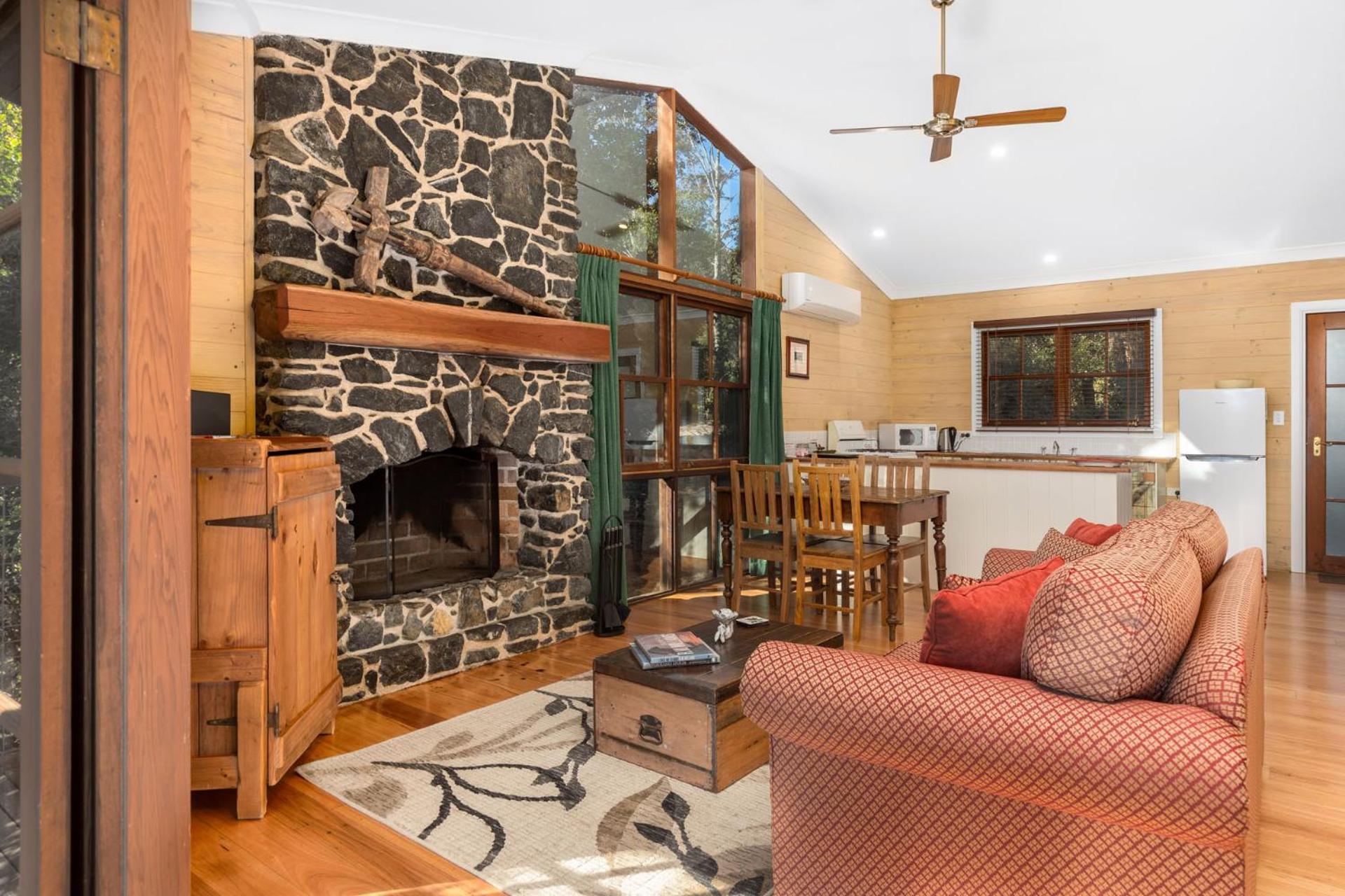 One Bedroom Australian Cottage - 7 photo 2