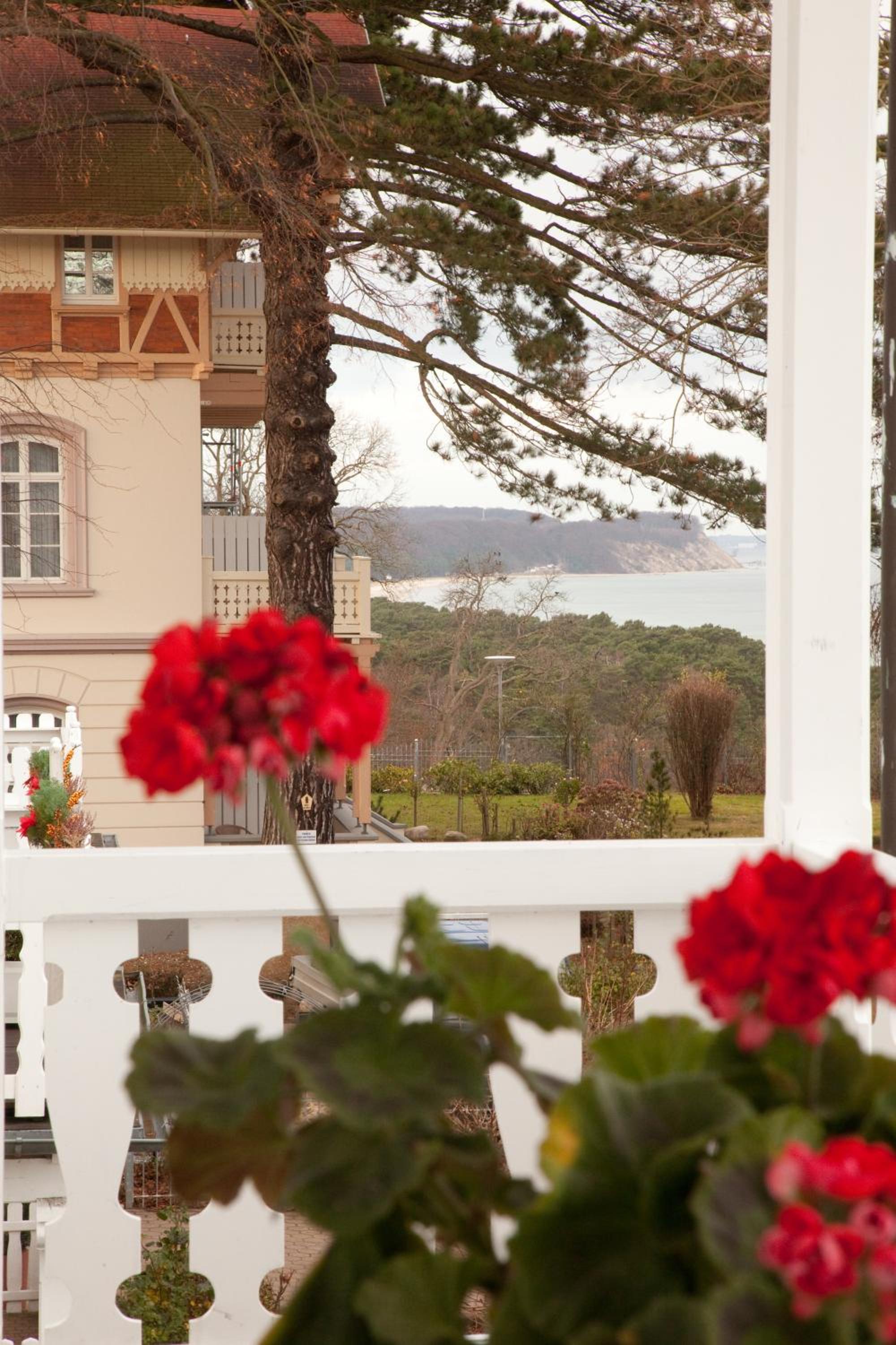 Suite with Balcony photo 3