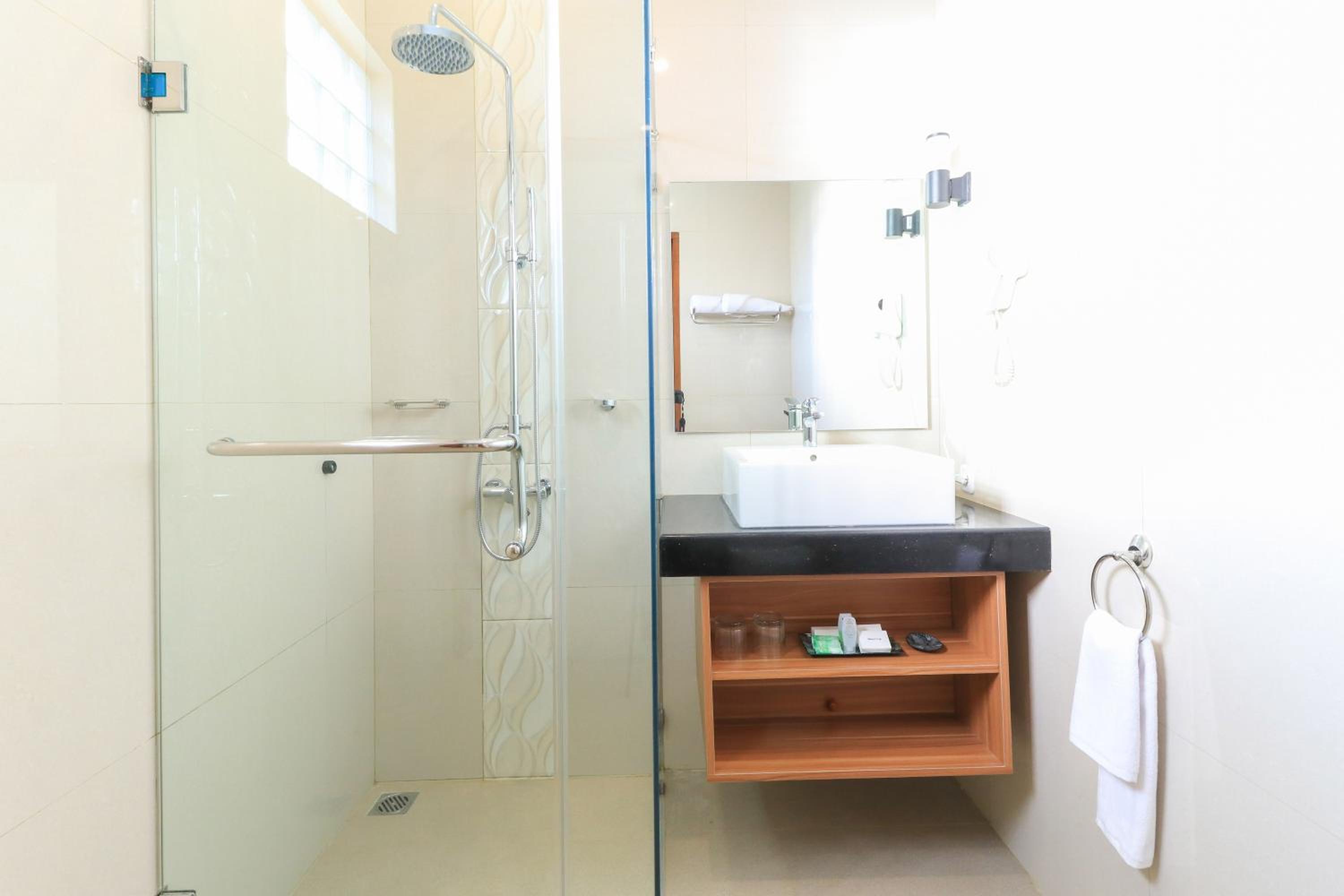 Superior Double Room - Photo 12