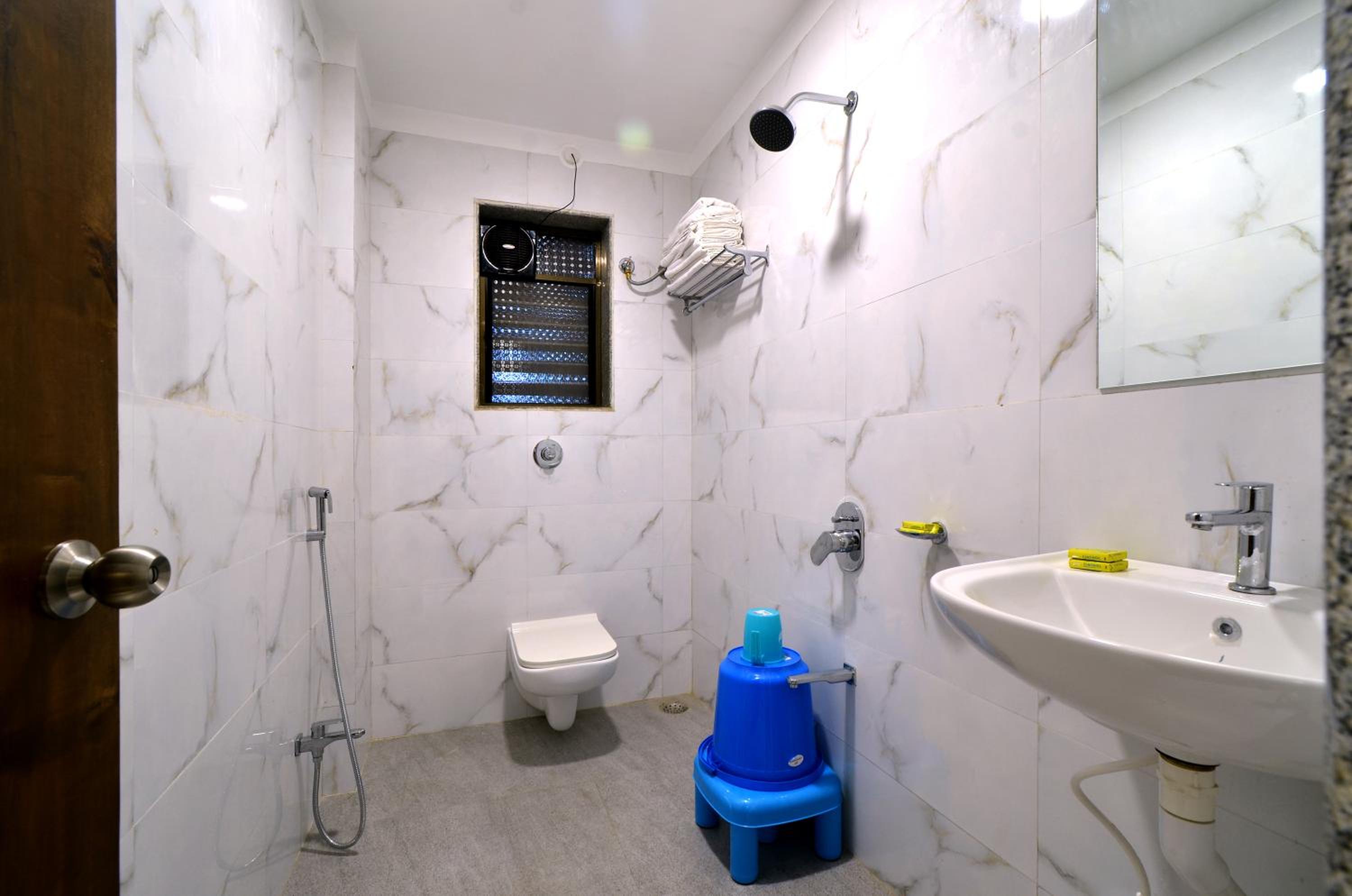 Deluxe Triple Room - Photo 4