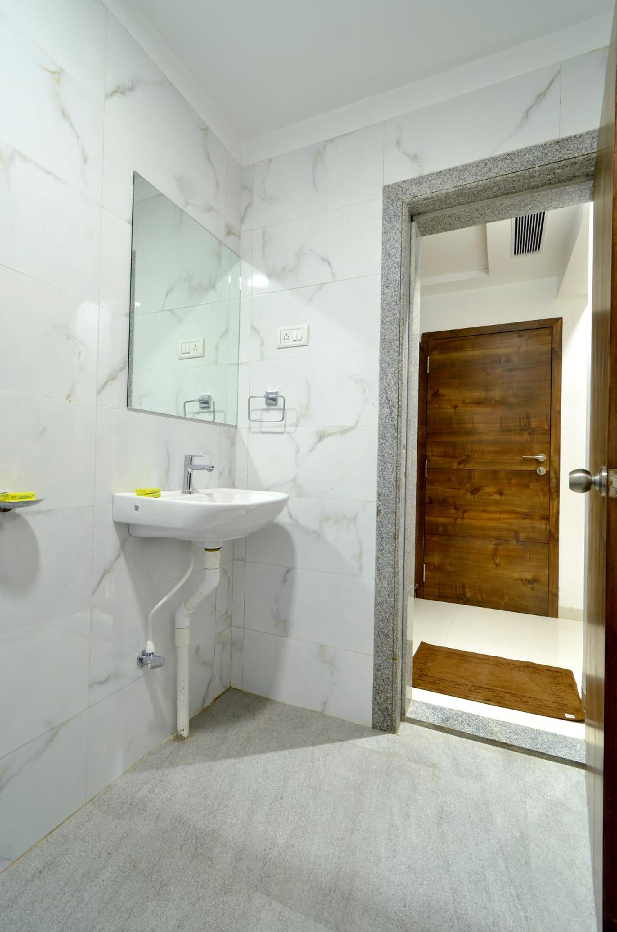 Deluxe Triple Room - Photo 2